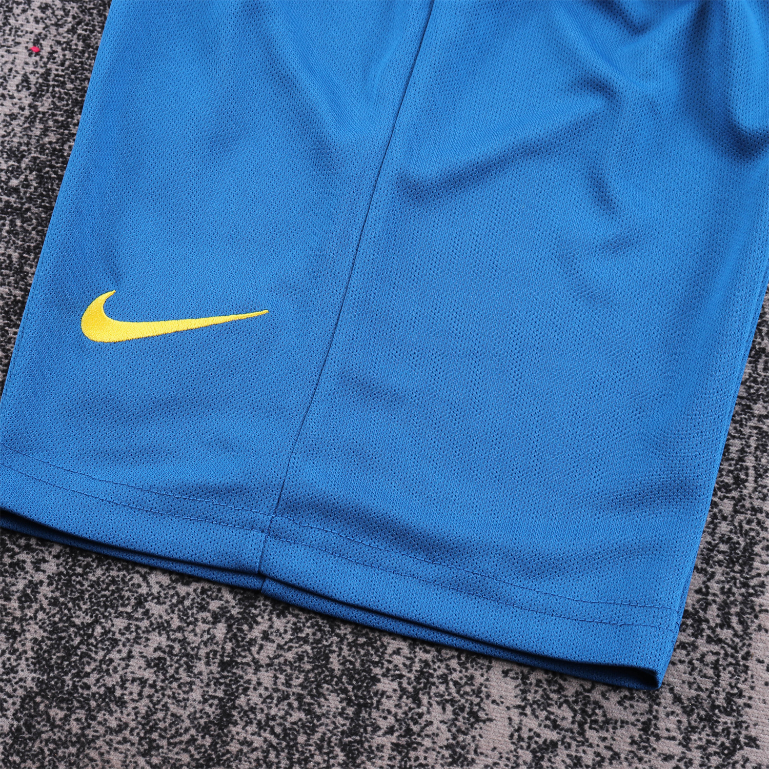AlphaJersey-Retro Barcelona 2004-05 Home Kids Kit