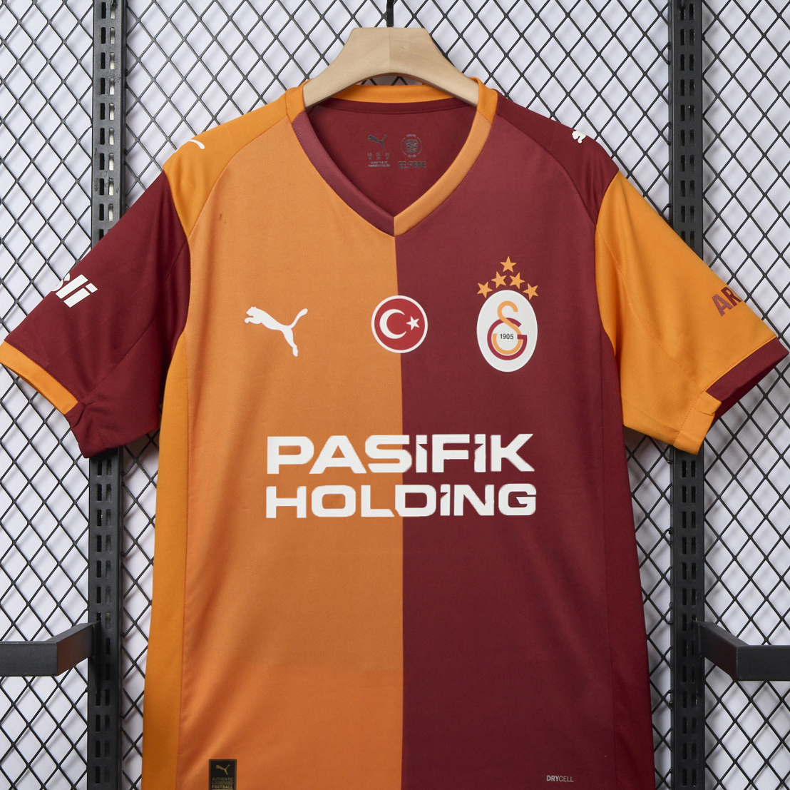 AlphaJersey-Galatasaray 25-26 Home Jersey with Five Stars - Fans Version