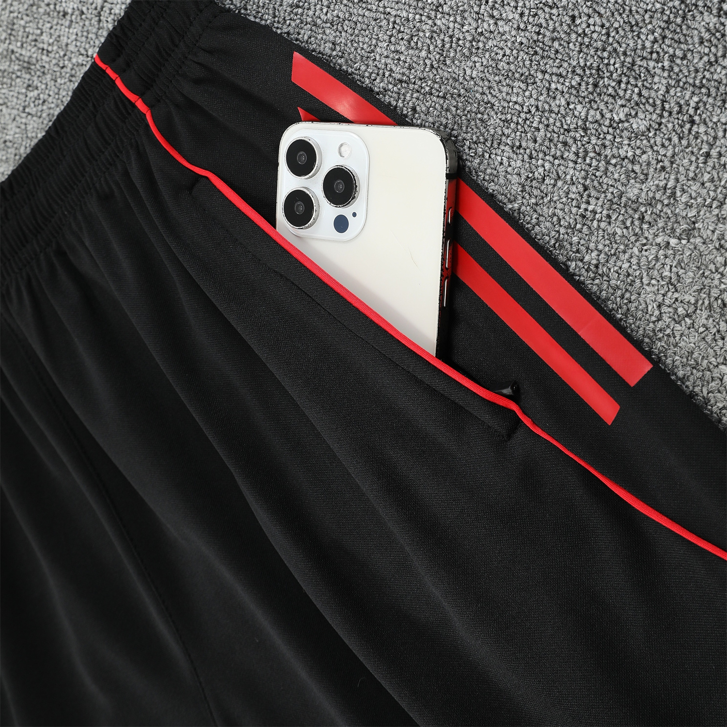 AlphaJersey-Manchester United 25-26 Vest Training Set - Pure Red Vest & Black Shorts