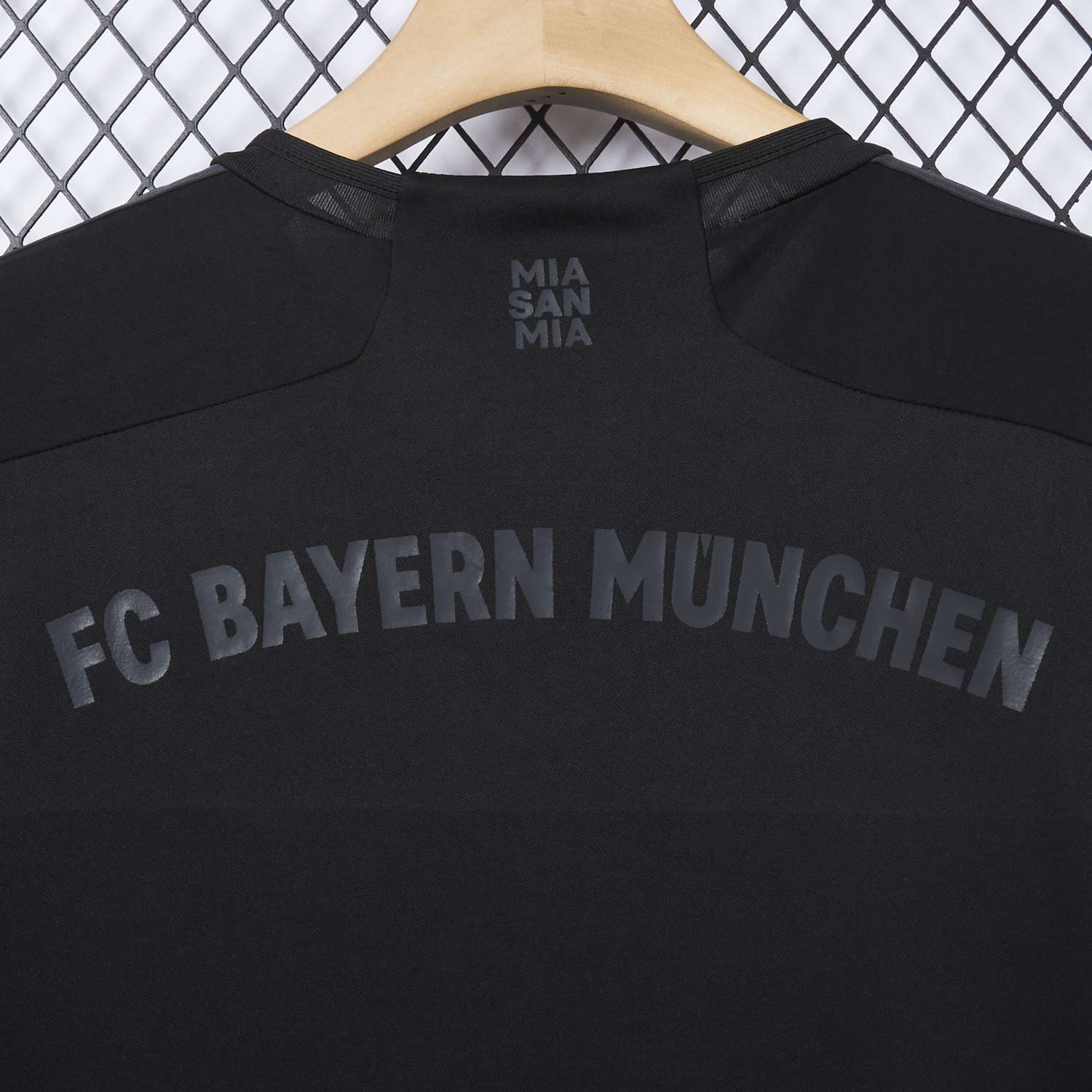 AlphaJersey-Retro Bayern Munich 2023-24 Black Special Jersey