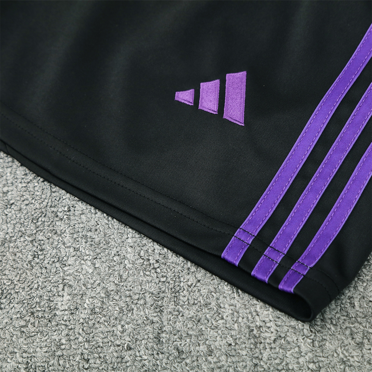 AlphaJersey-Real Madrid 25-26 Vest Training Set - Blue Edge Black Vest & Black Shorts