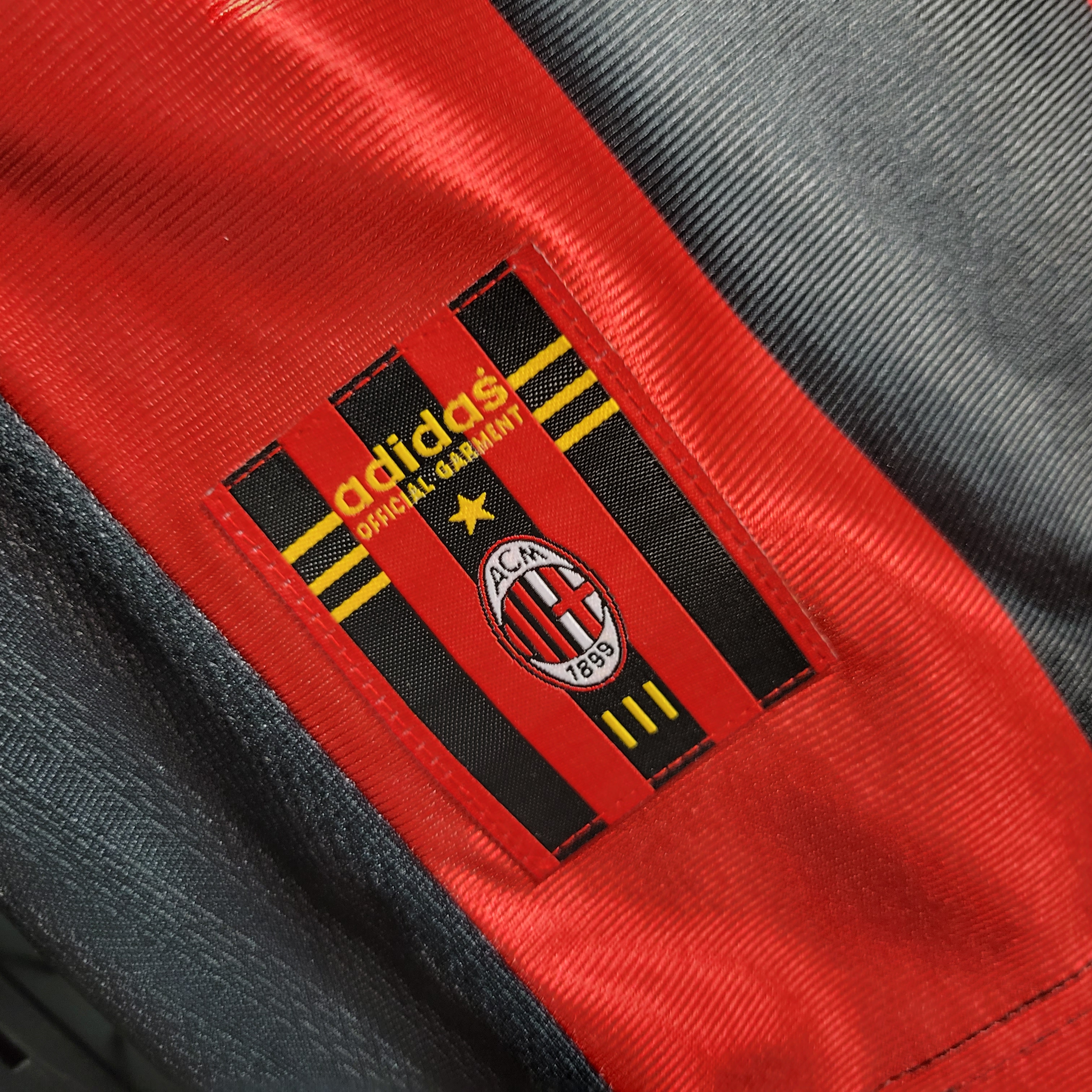 AlphaJersey-Retro AC Milan 98-99 Home Stadium Jersey