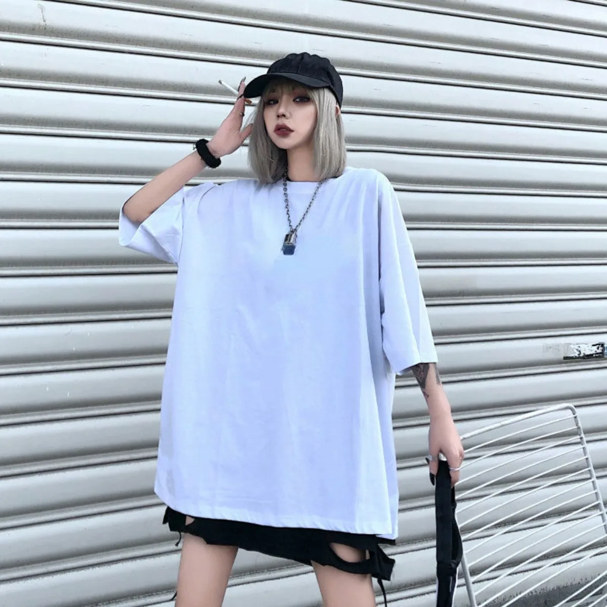 2024 New Summer Pure Cotton Short Sleeved T-shirt for Women Korean Version Loose Casual Versatile Hong Kong Style Top Clothing