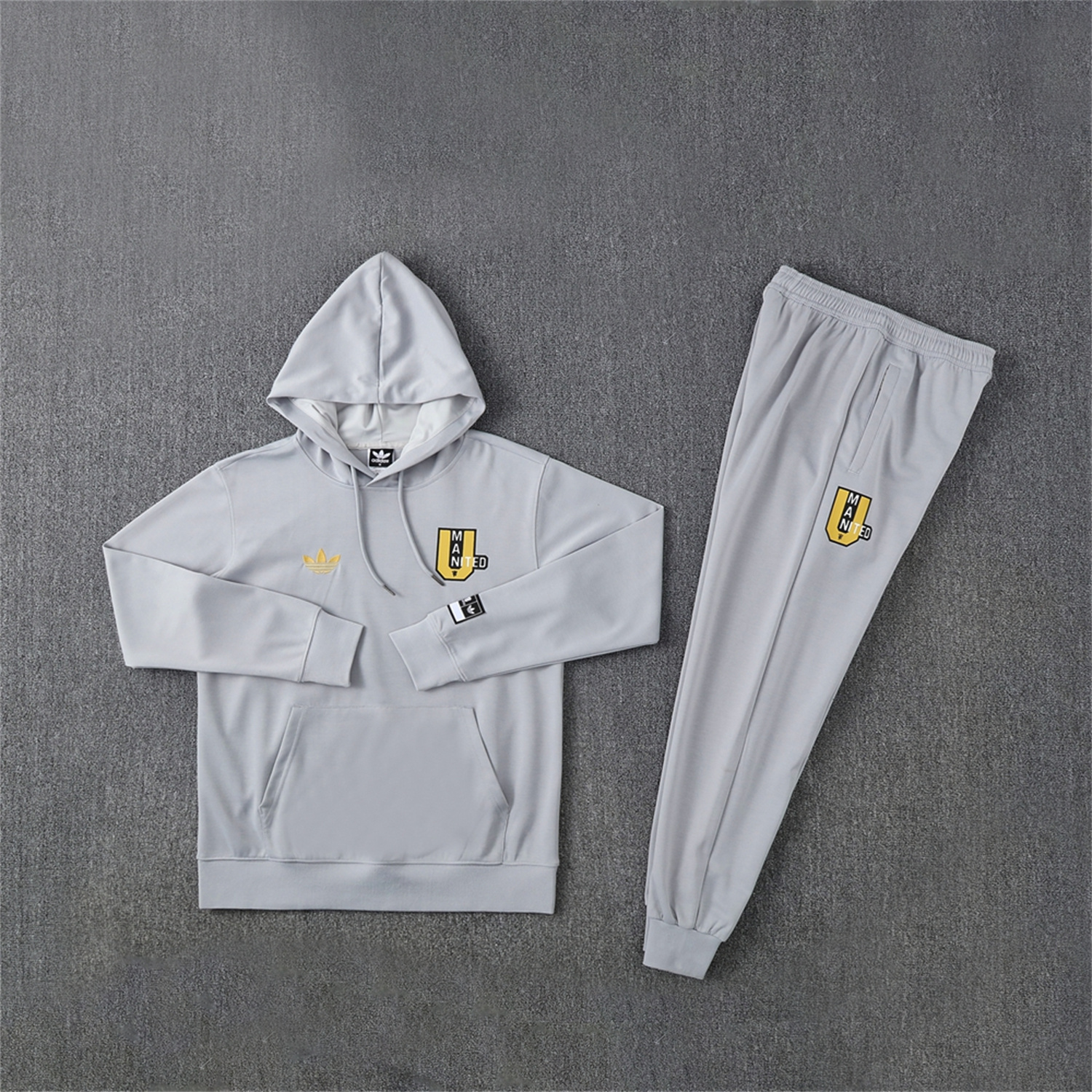 AlphaJersey-Manchester United 25-26 Originals Varsity Hoodie Set - Grey Hoodie and Pants