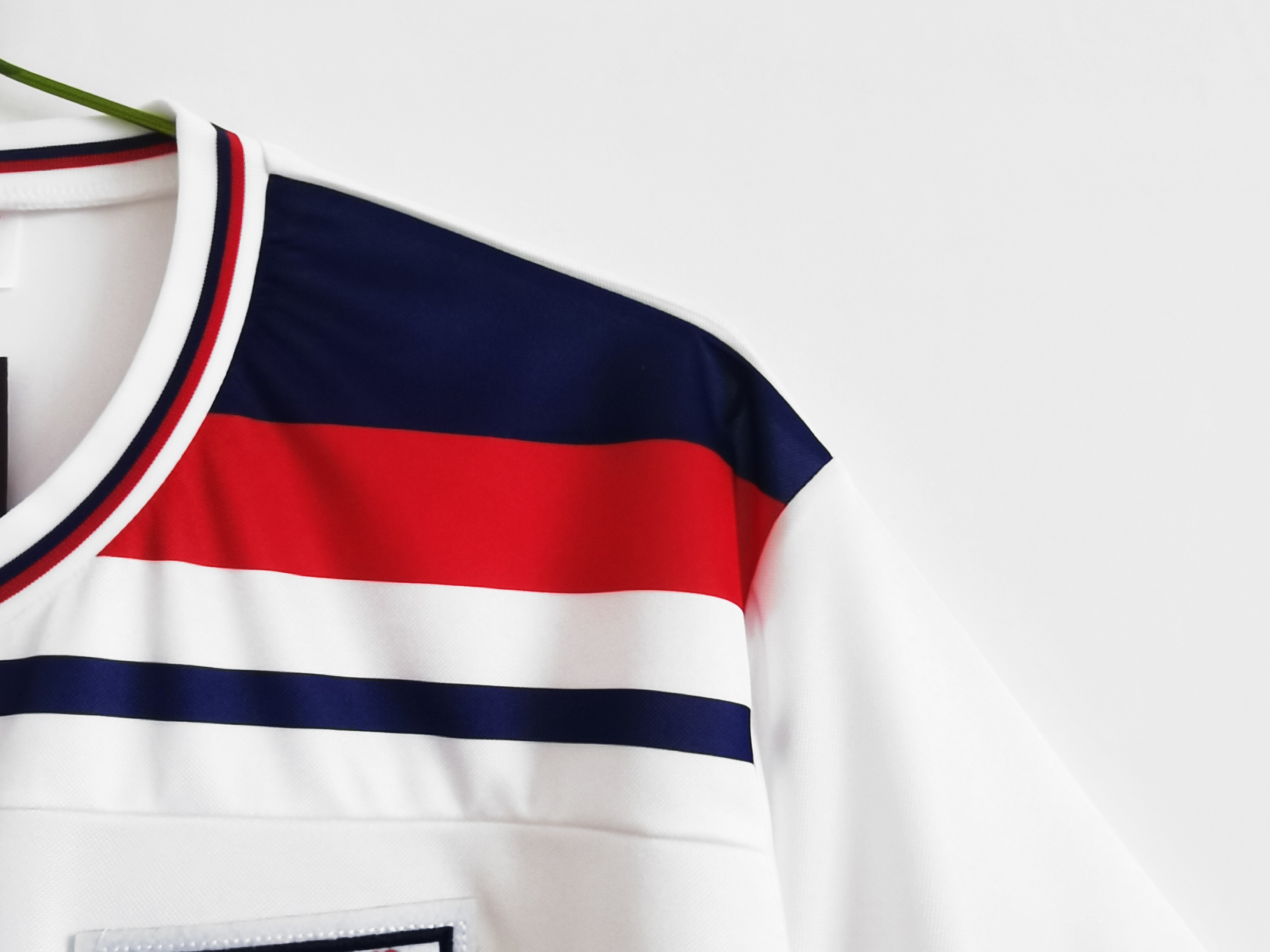AlphaJersey-Retro England 1982 Home Stadium Jersey