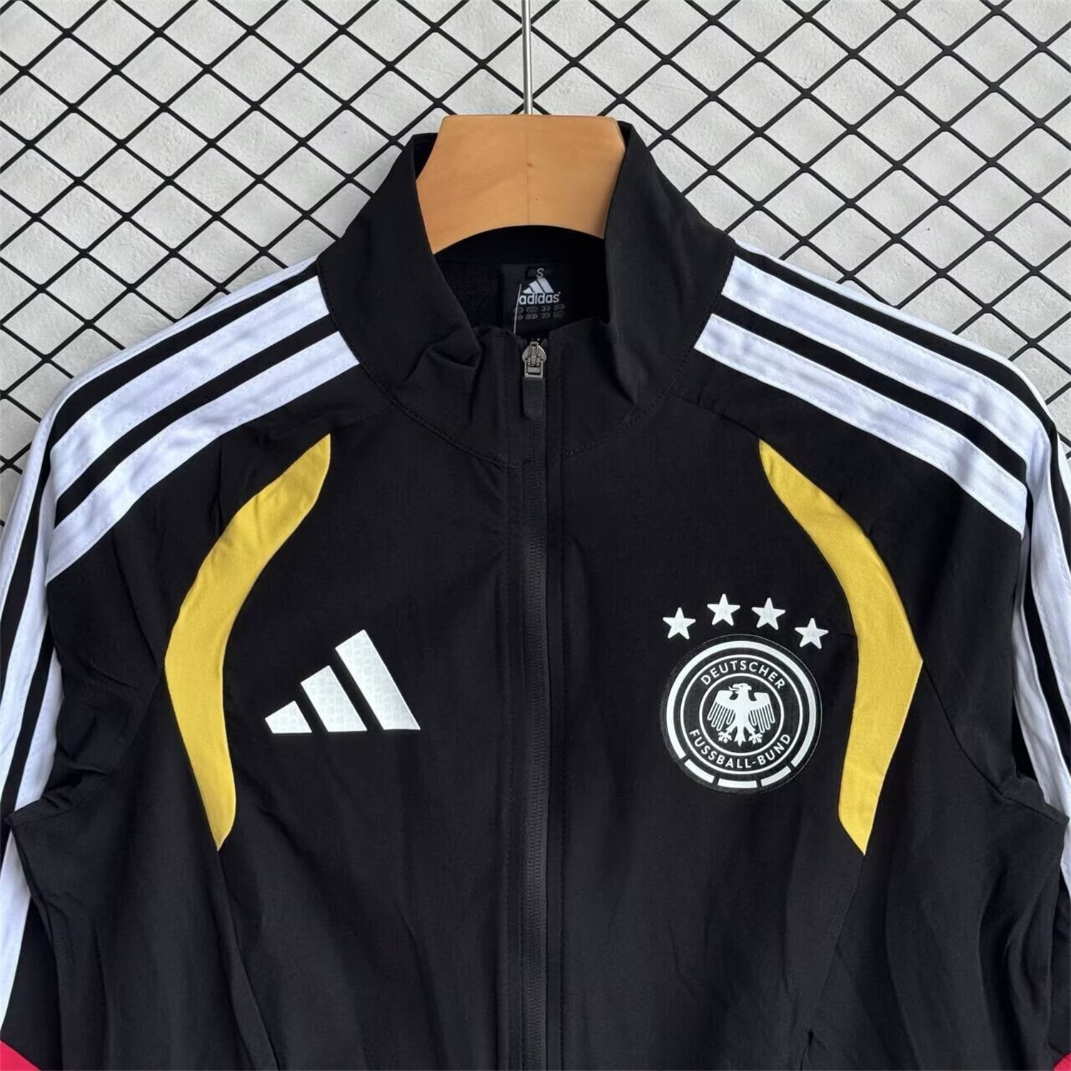 AlphaJersey-Germany 2026 Windbreaker Training Set - Black Red Top and Pants