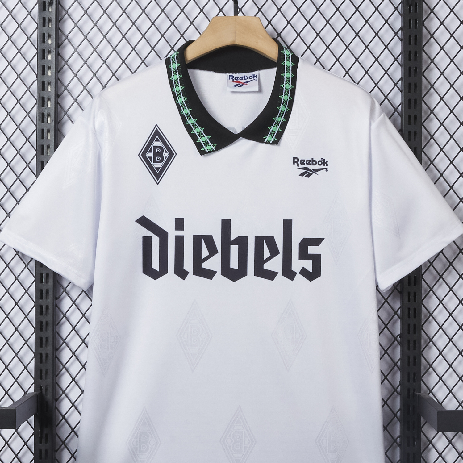 AlphaJersey-Retro Borussia Mönchengladbach 1995-96 Home Jersey