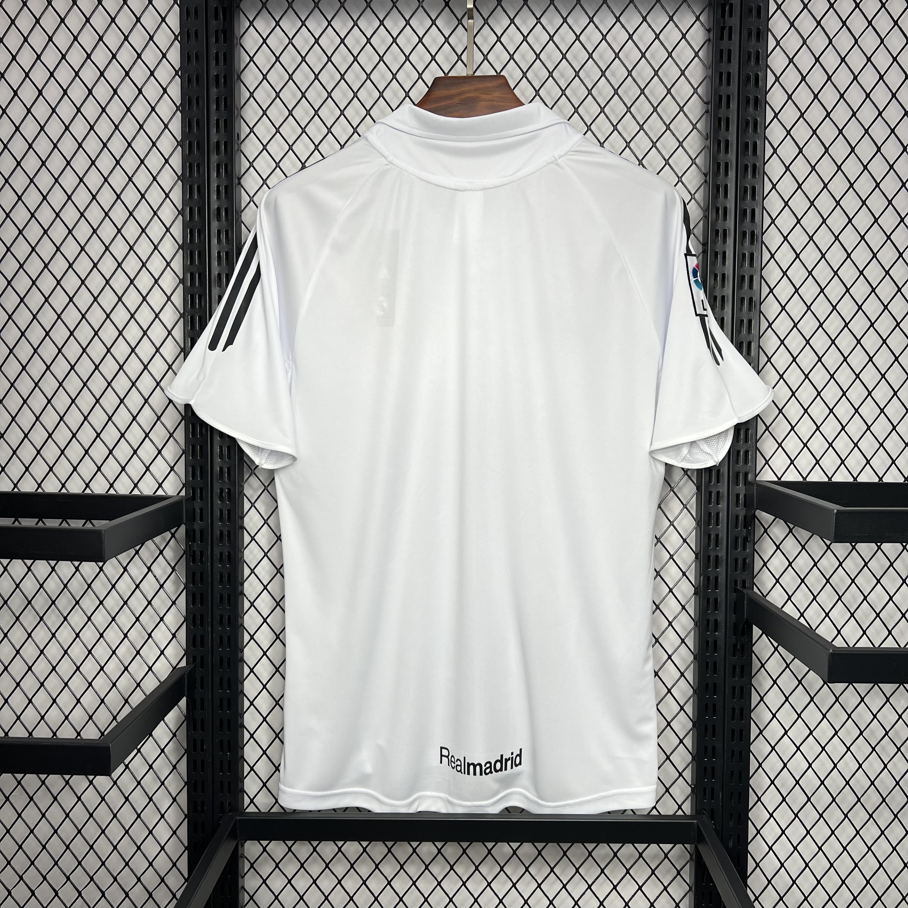 AlphaJersey-Retro Real Madrid 05-06 Home Stadium Jersey