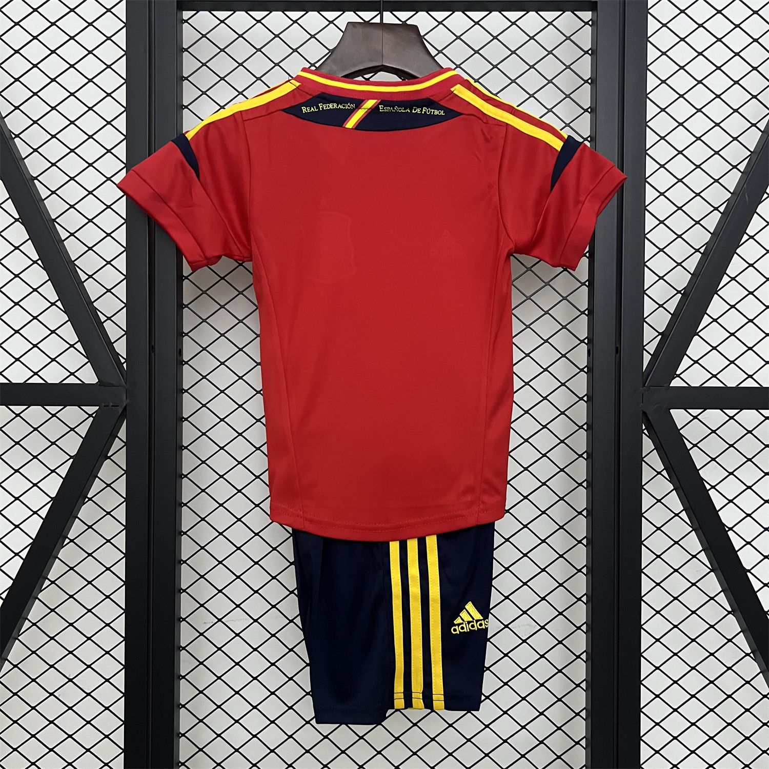 AlphaJersey-Retro Spain 2012 Home Kids Kit