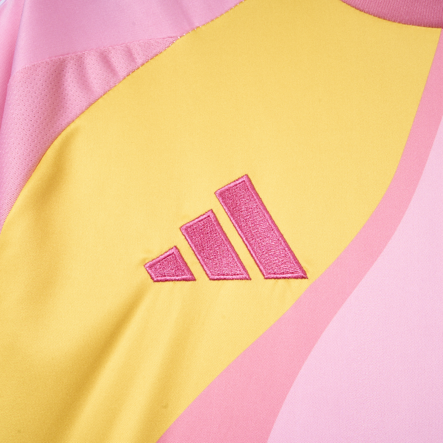 AlphaJersey-S-c-o.t l.a-n.d 2025 Women's Team Away Jersey - Men's Fans Version
