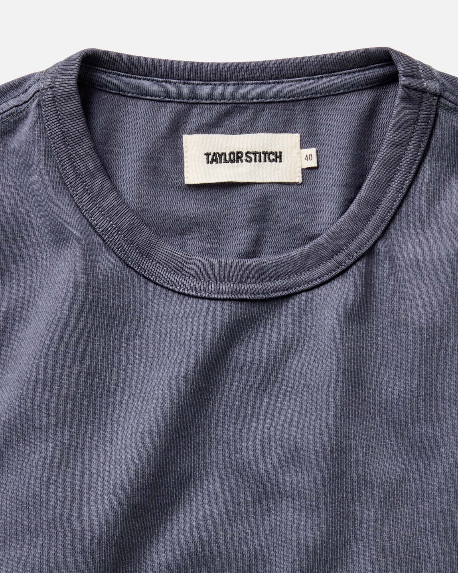 The Organic Cotton Tee in Navy | Modern Menswear by yycbvcnbmmnbm