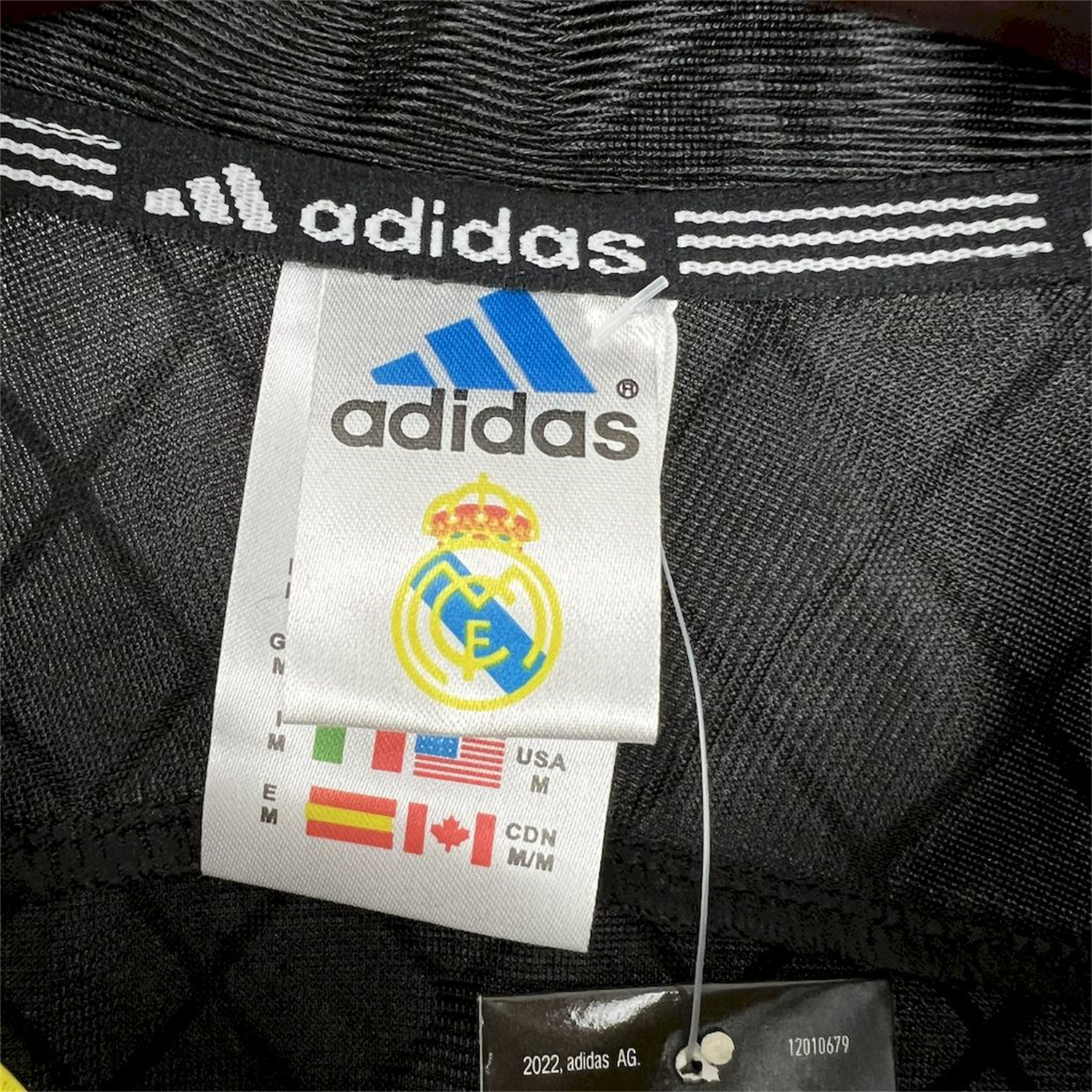 AlphaJersey-Retro Real Madrid 1999-01 Away Long Sleeves Jersey