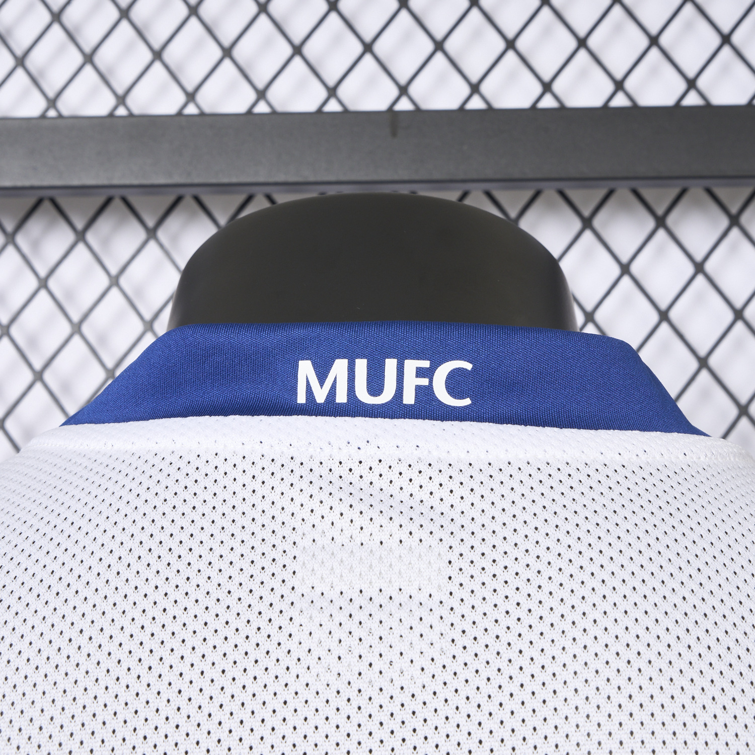 AlphaJersey-Retro Manchester United 2008-09 Away Long Sleeve Jersey - Player Version