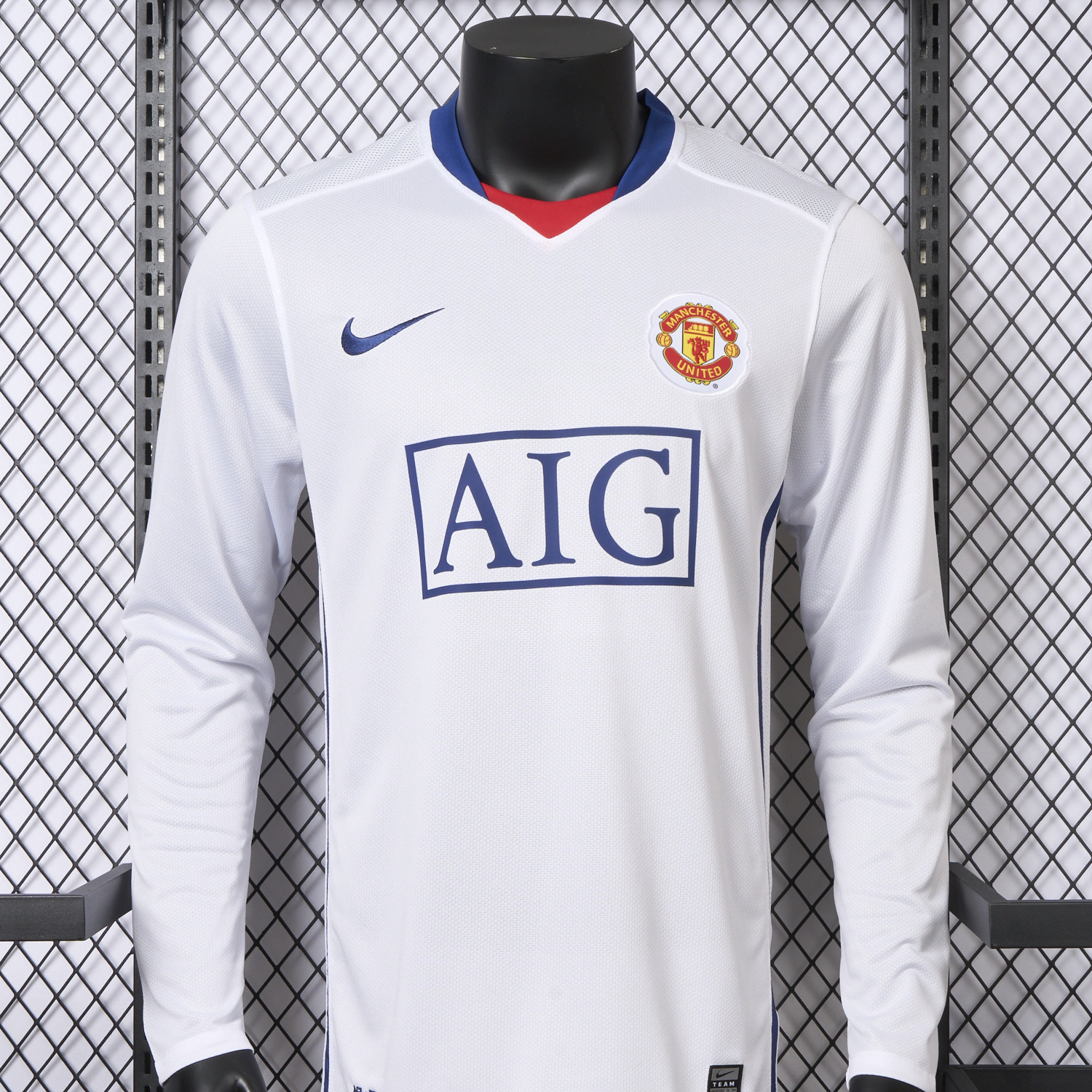 AlphaJersey-Retro Manchester United 2008-09 Away Long Sleeve Jersey - Player Version