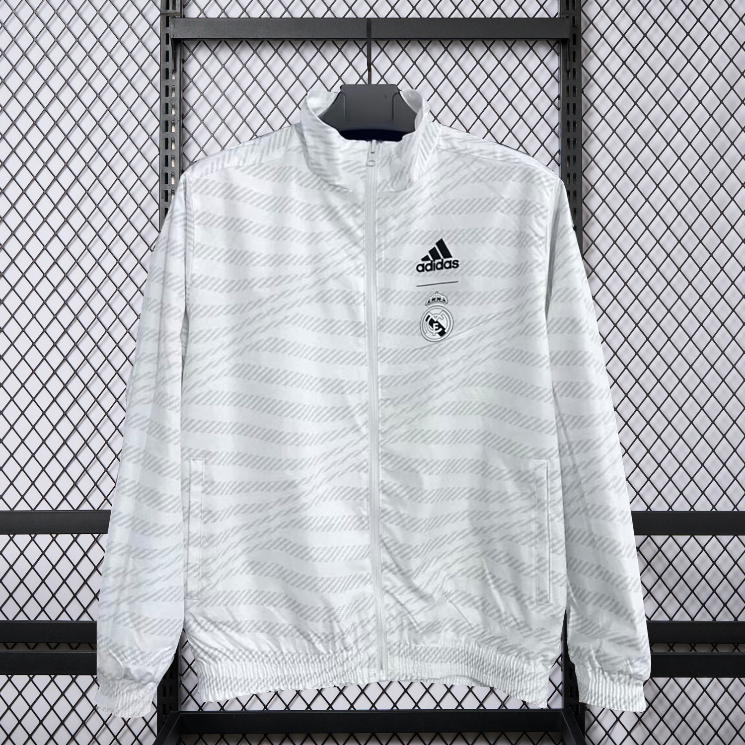 AlphaJersey-Real Madrid 25-26 Windbreaker Jacket - White And Grey