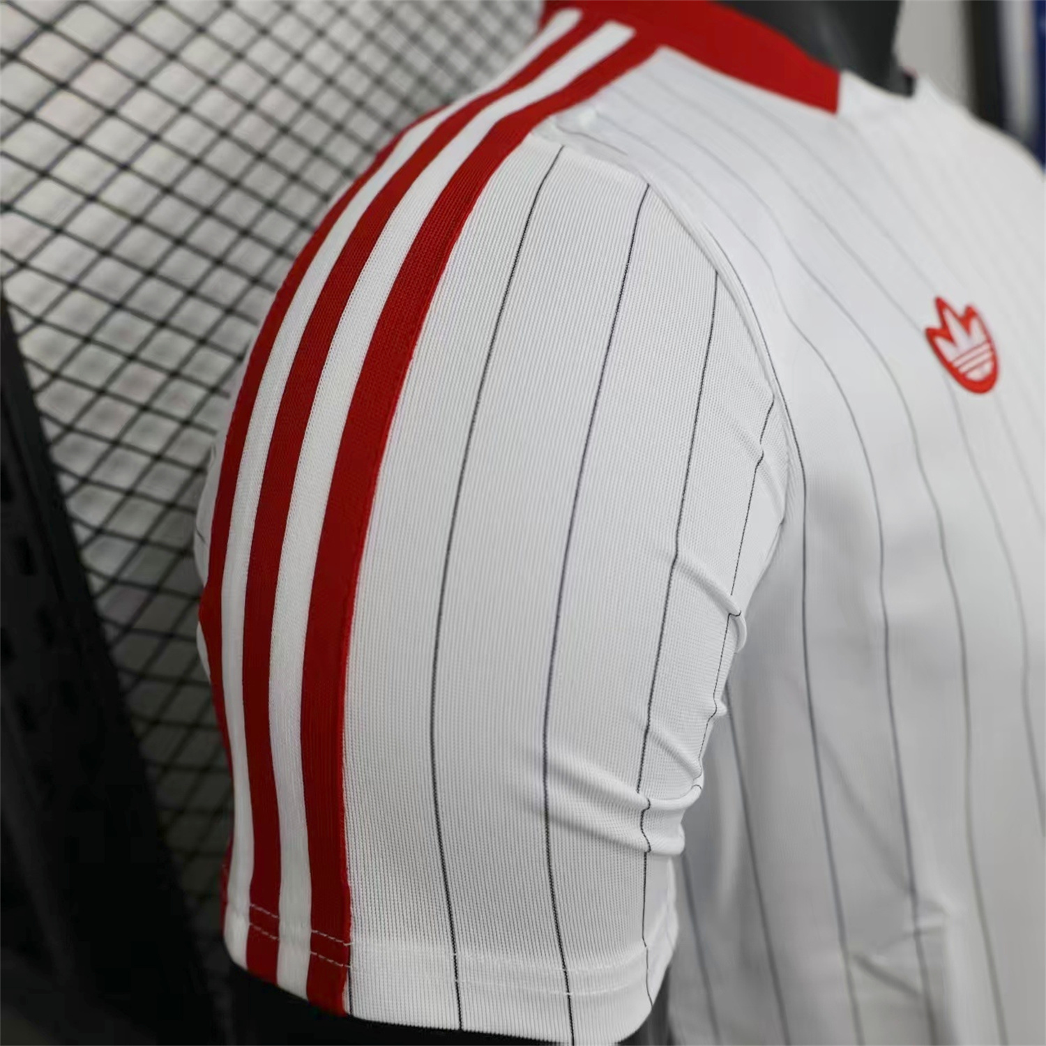 AlphaJersey-Manchester United 25-26 Icon Travel Special Red Jersey - Player Version