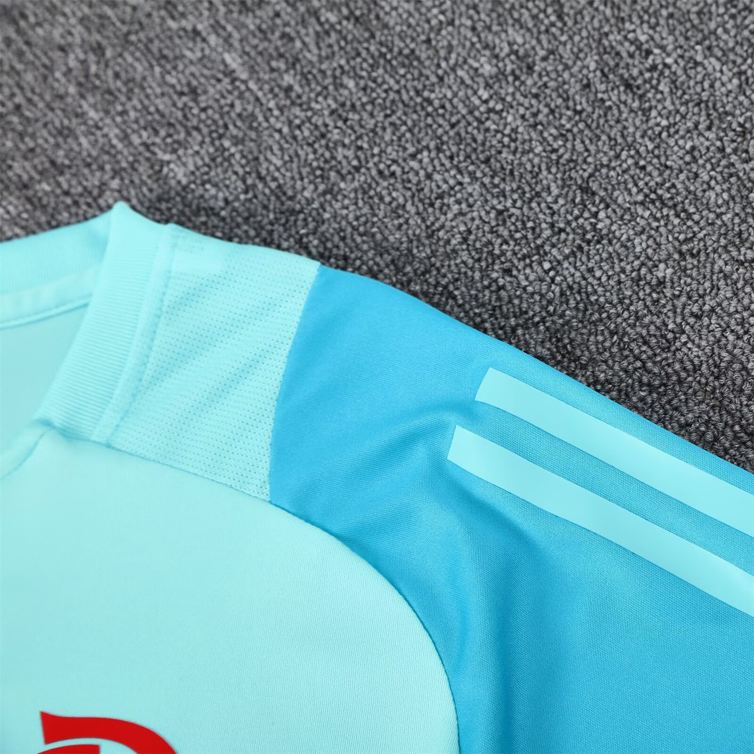 AlphaJersey-Flamengo 25-26 Short-Sleeve Kids Training Set - Light Blue With Royal Blue