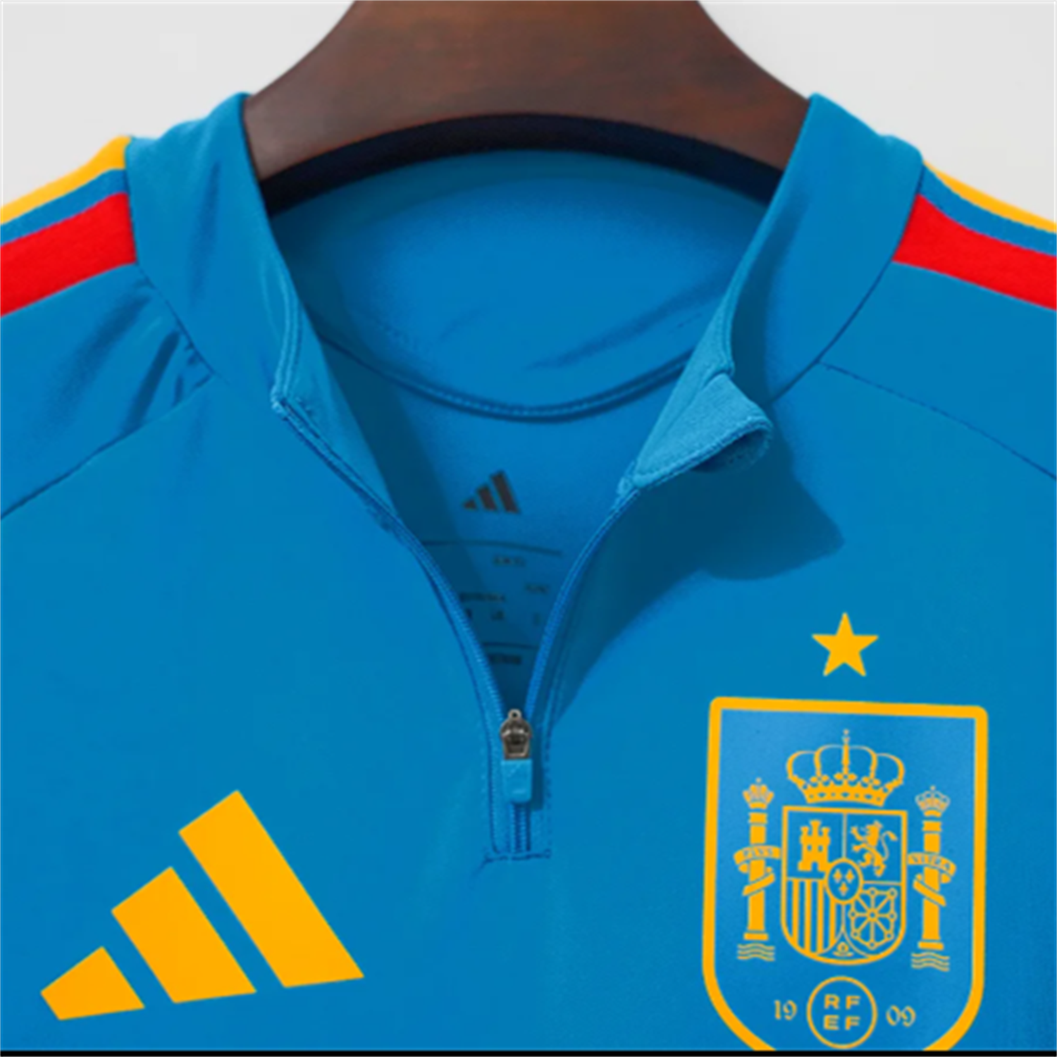 AlphaJersey-Spain 2026 Blue Long Sleeves Training Jersey - Fans Version
