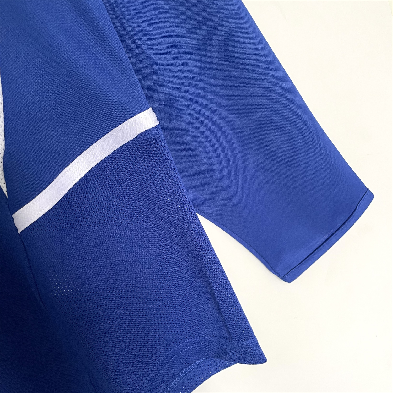AlphaJersey-Retro Brazil 2002 Away Long Sleeves Jersey