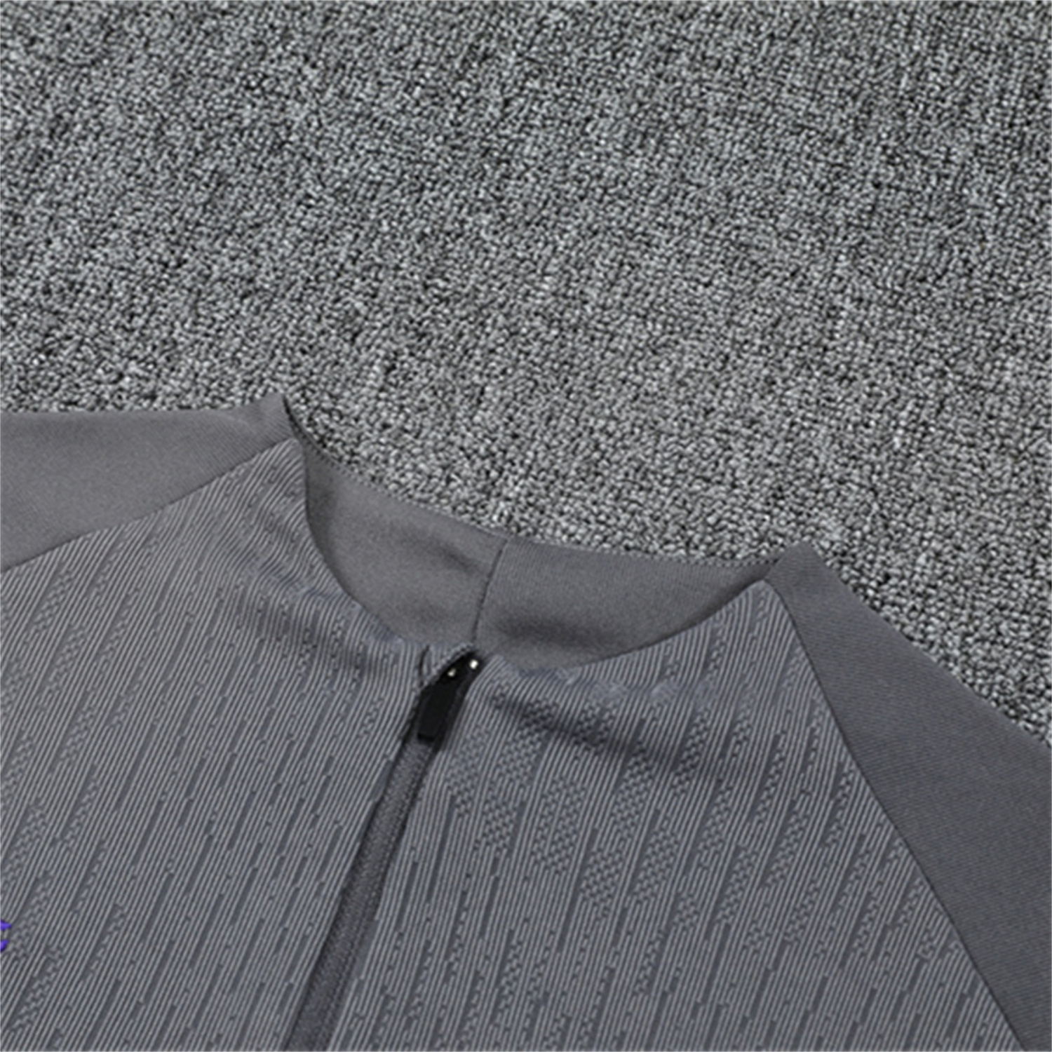 AlphaJersey-Barcelona 25-26 Kids Long Sleeve Training Set - Grey Top & Black Pants