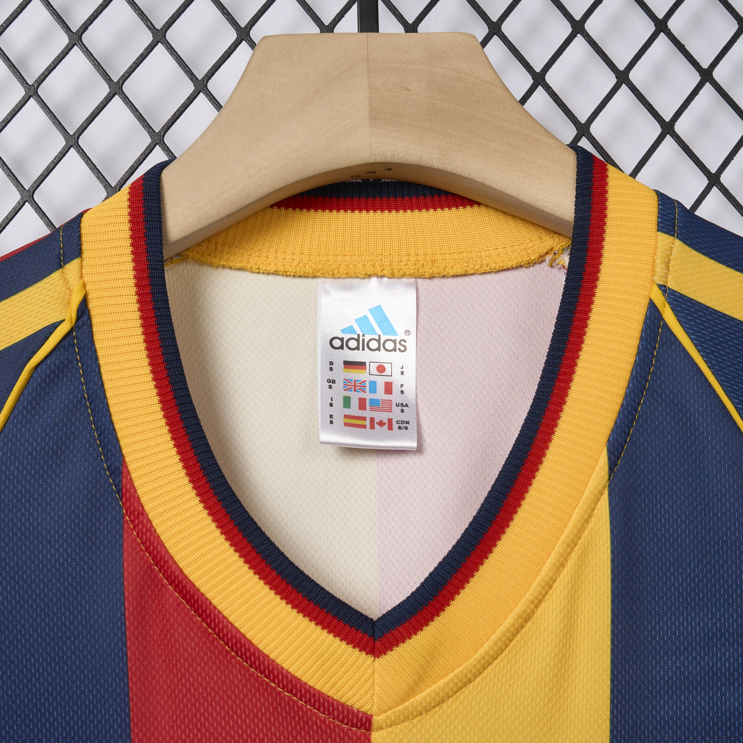 AlphaJersey-Retro Galatasaray 1998-99 Third Jersey