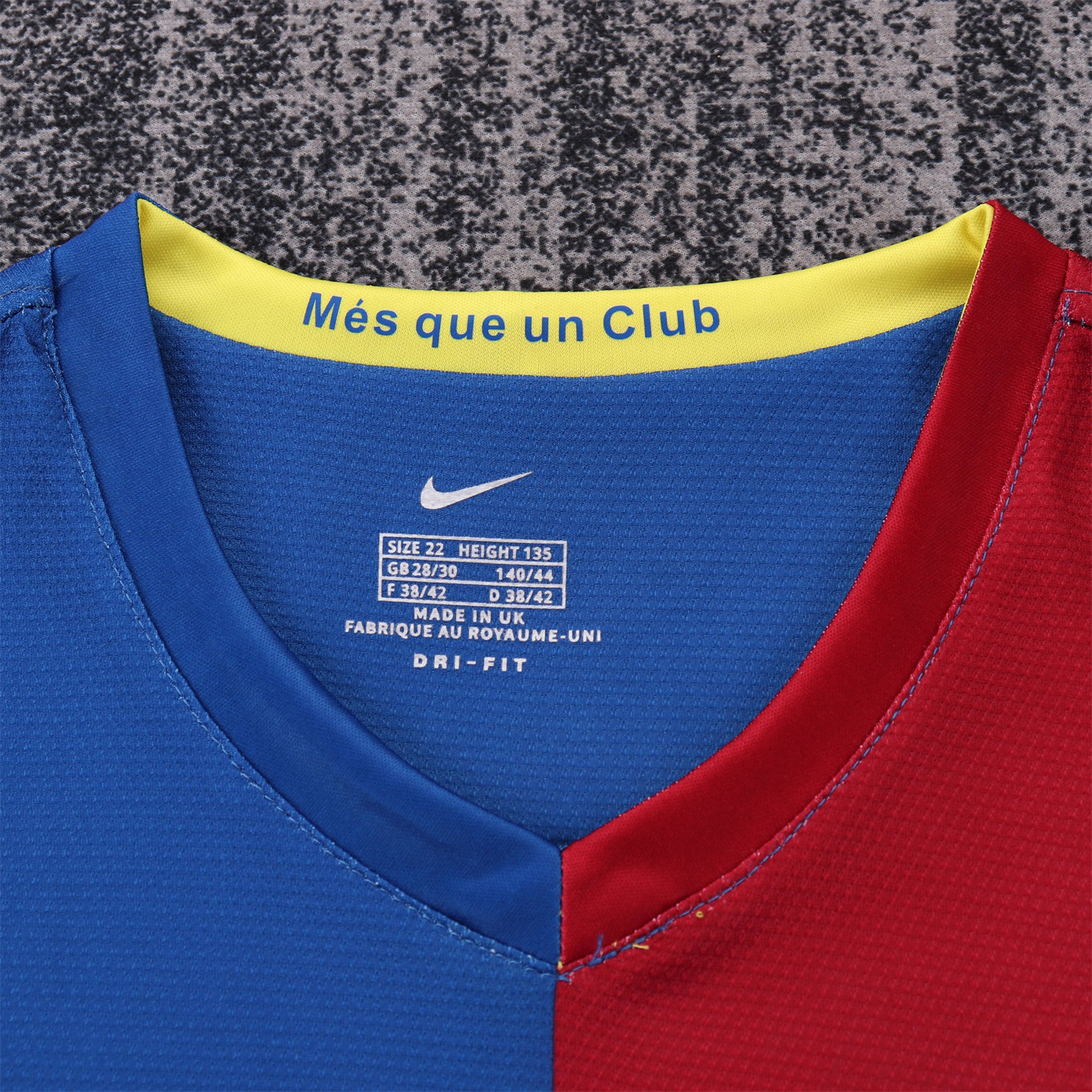 AlphaJersey-Retro Barcelona 2006-07 Home Kids Kit