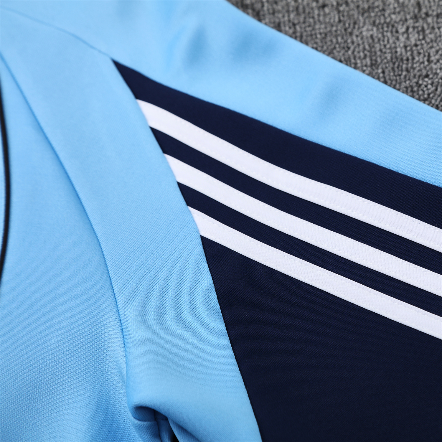 AlphaJersey-Real Madrid 25-26 Jacket Training Tracksuit - Light Blue Jackets & Deep Blue Pants