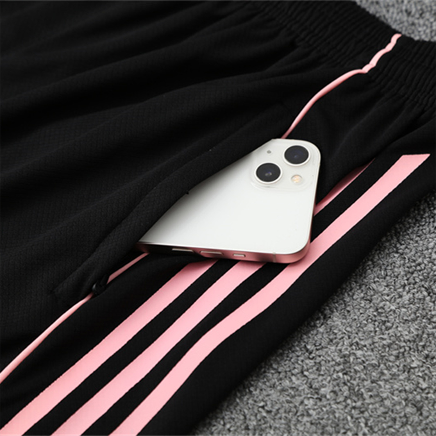 AlphaJersey-Real Madrid 25-26 Kid Short-Sleeve Training Set - Pink Black Top & Black Shorts