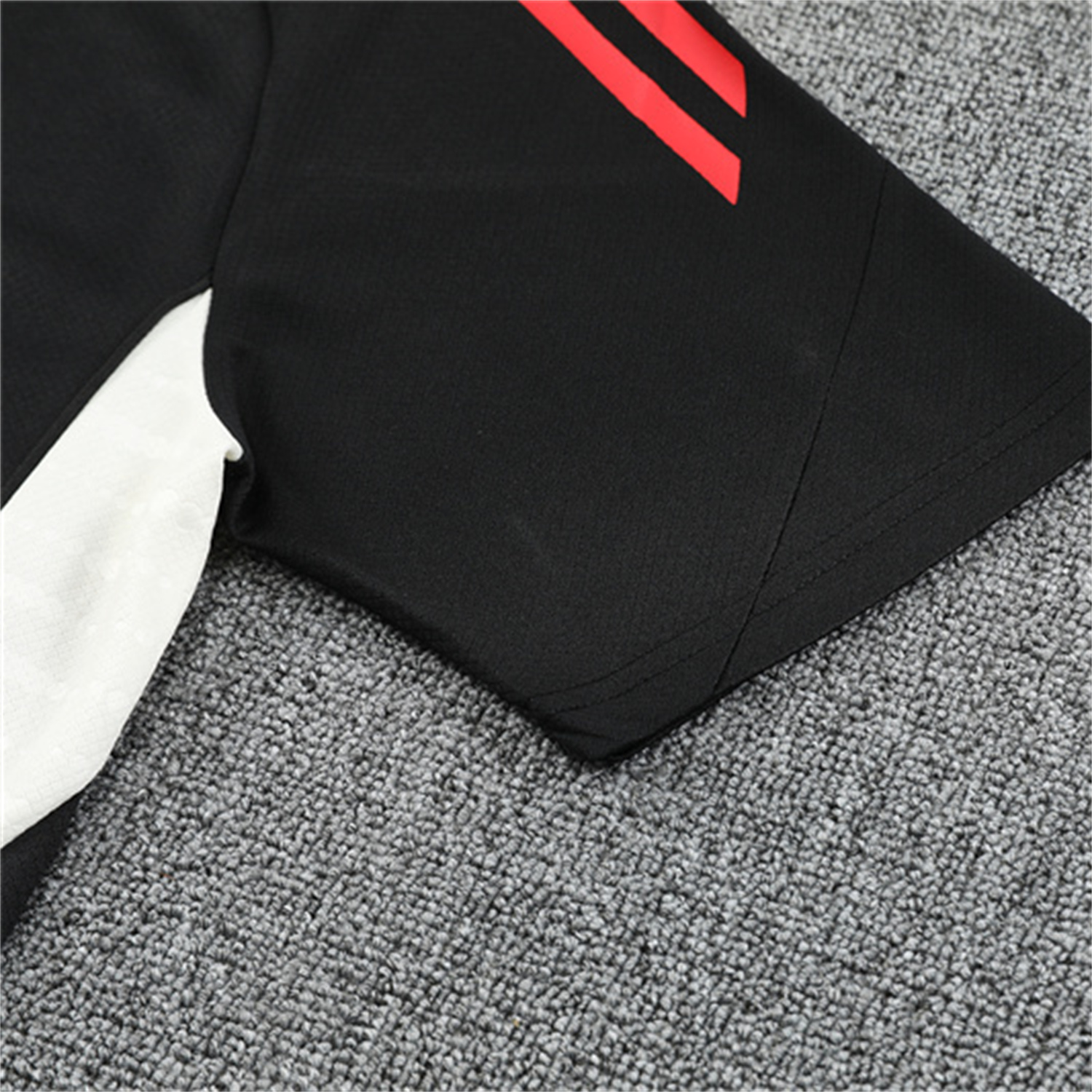 AlphaJersey-Liver.pool 25-26 Kids Short-Sleeve Training Set - Black Top & Black Shorts