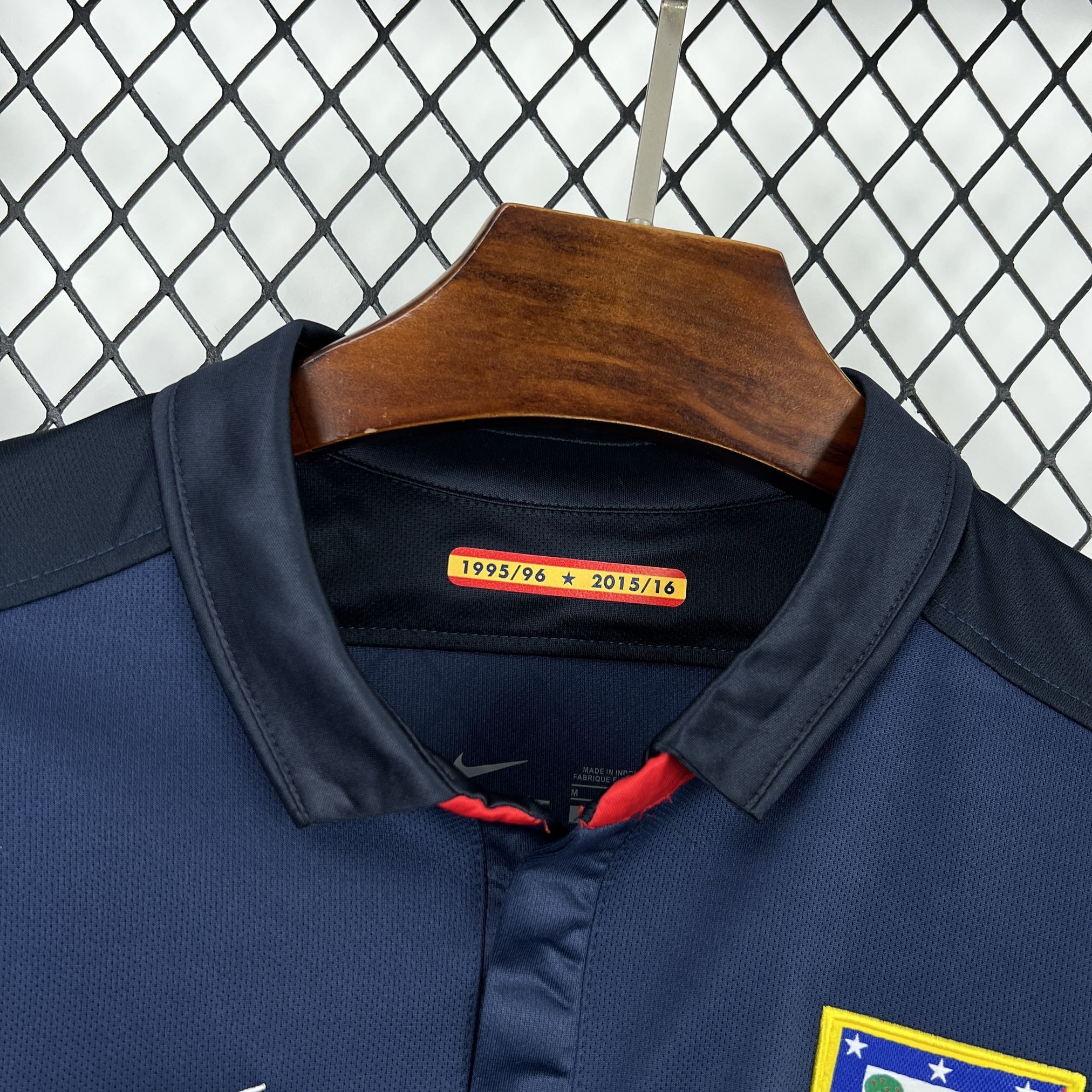 AlphaJersey-Retro Atletico Madrid 2015-16 Away Jersey
