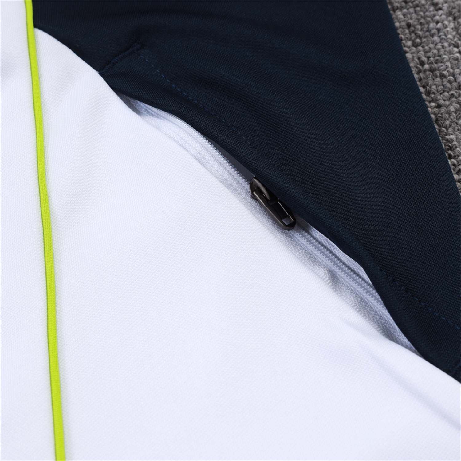AlphaJersey-Real Madrid 25-26 Jacket Training Tracksuit - White Throwback Jackets & Black Pants