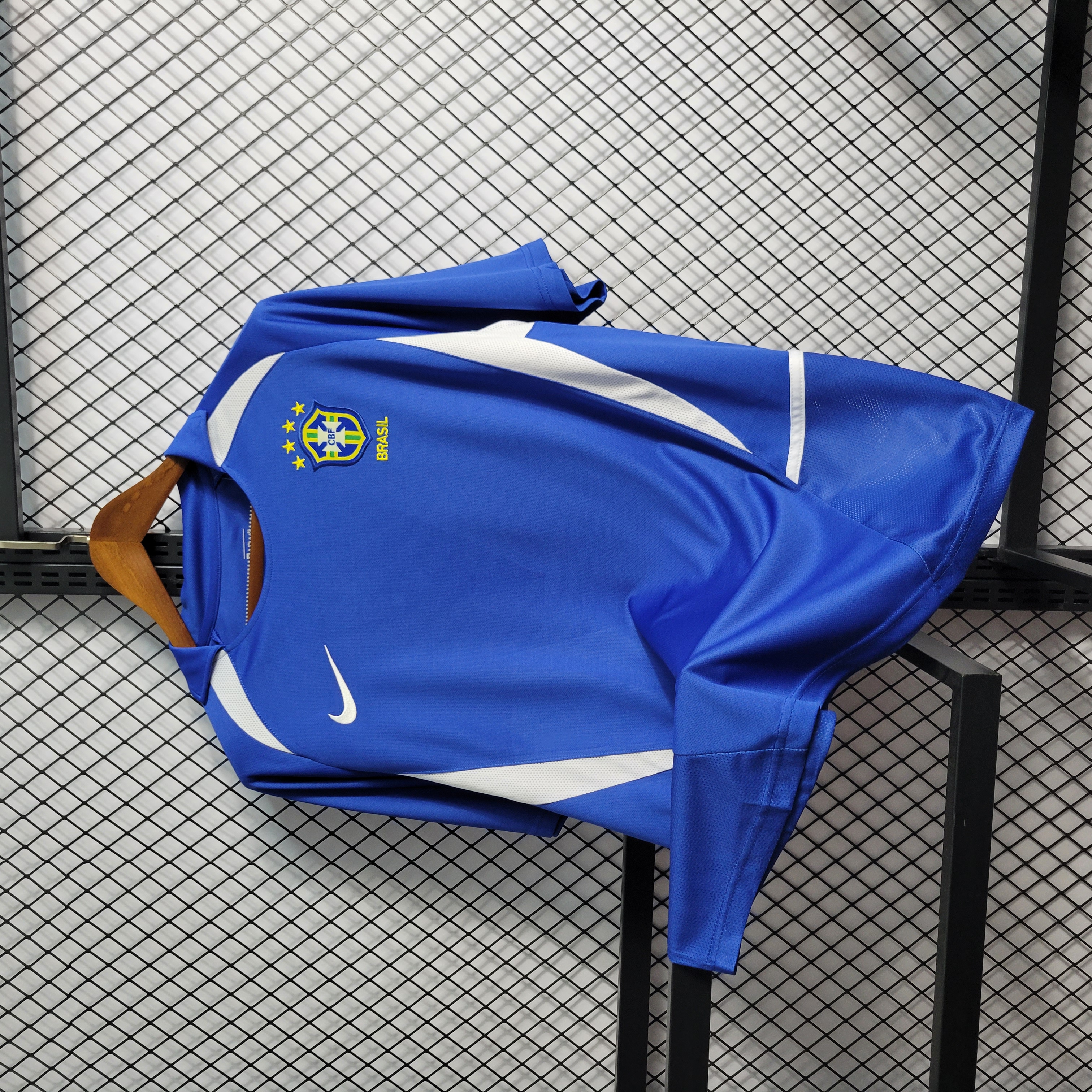 AlphaJersey-Retro Brazil 2002 Away Stadium Jersey