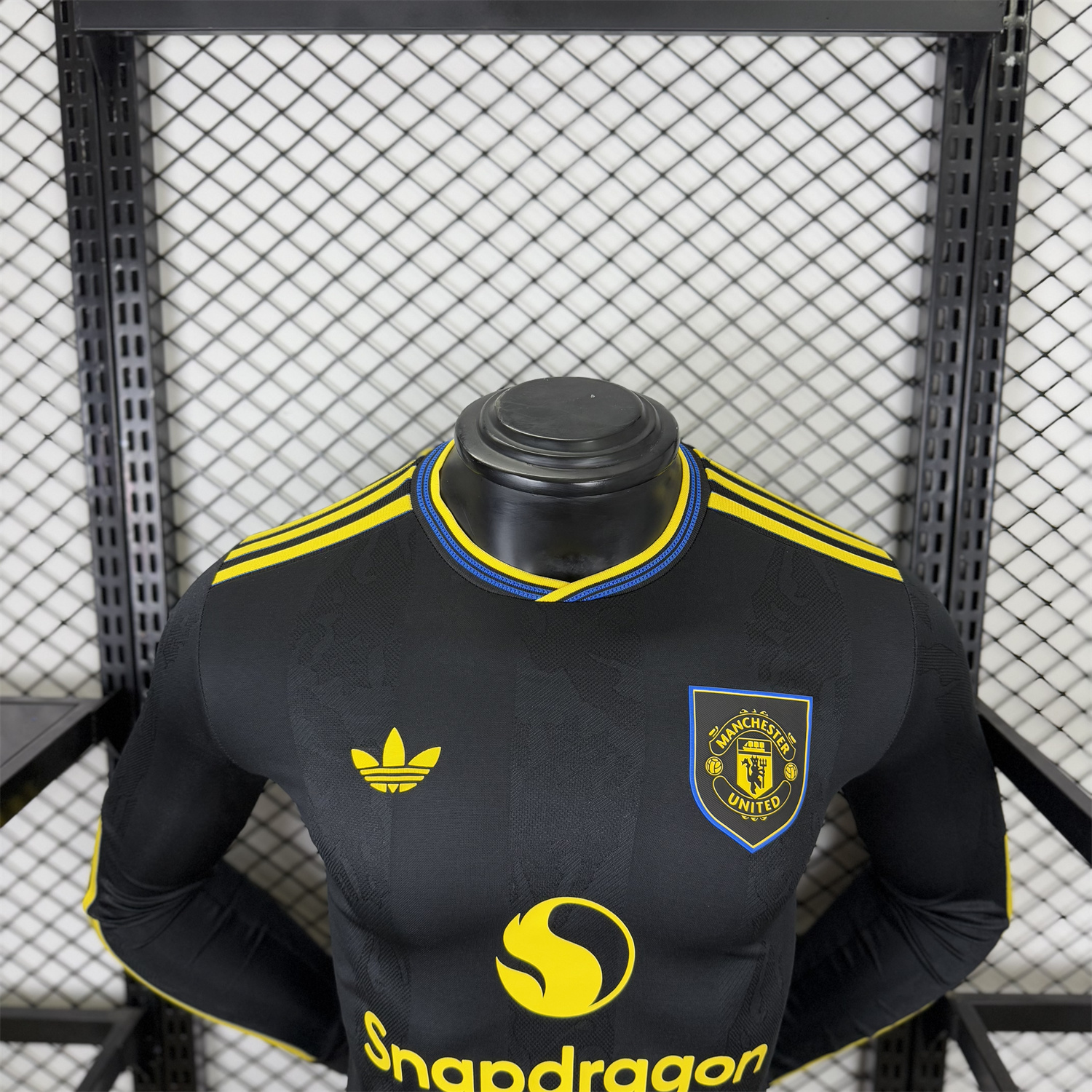 AlphaJersey-Manchester United 25-26 Third Black Long Sleeves Jersey - Player Version