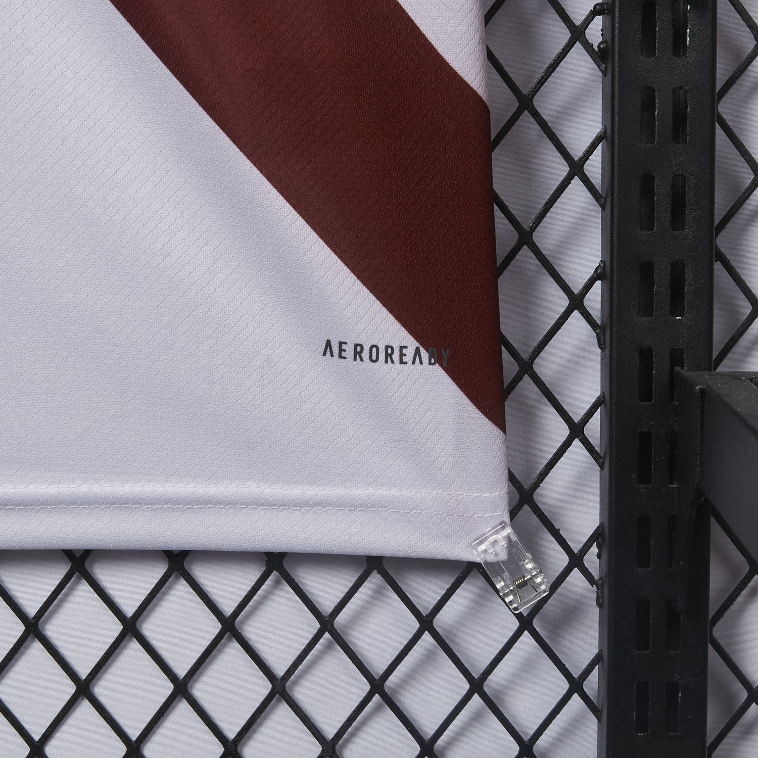 AlphaJersey-Bayern Munich 25-26 Throwback Trefoil Red Stripe White Special Jersey - Fans Version