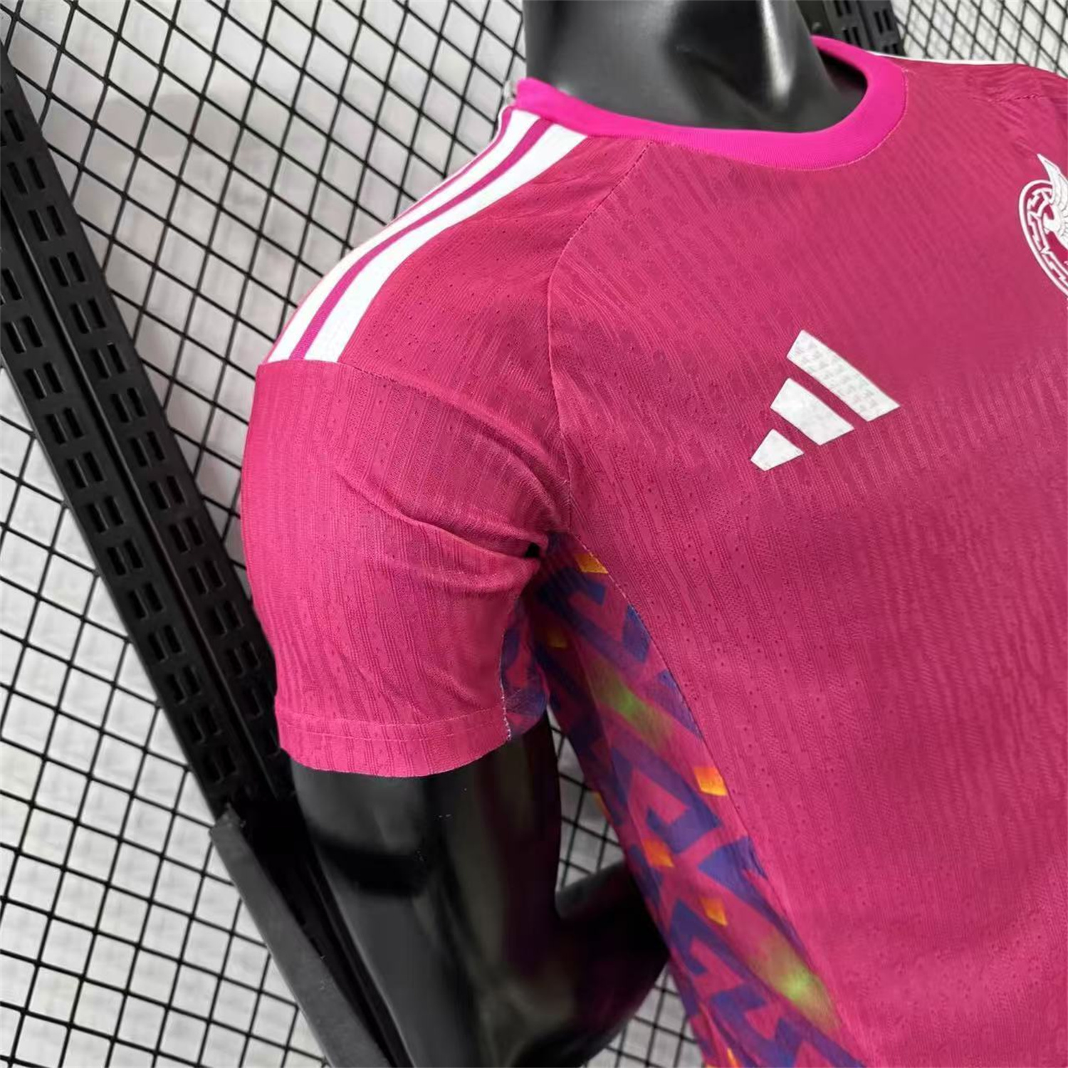 AlphaJersey-Mexico 2026 Pink Goalkeeper Jersey - Player Version