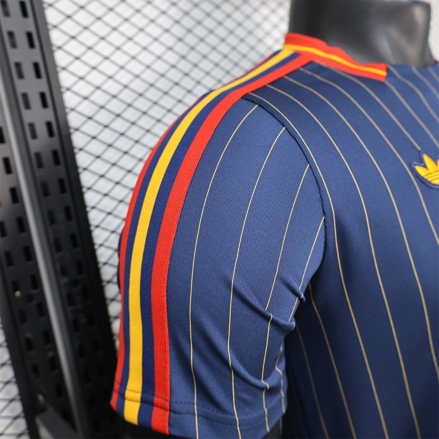 AlphaJersey-Spain 2026 Terrace Icon Retro Casual Style Deep Blue Jersey - Player Version