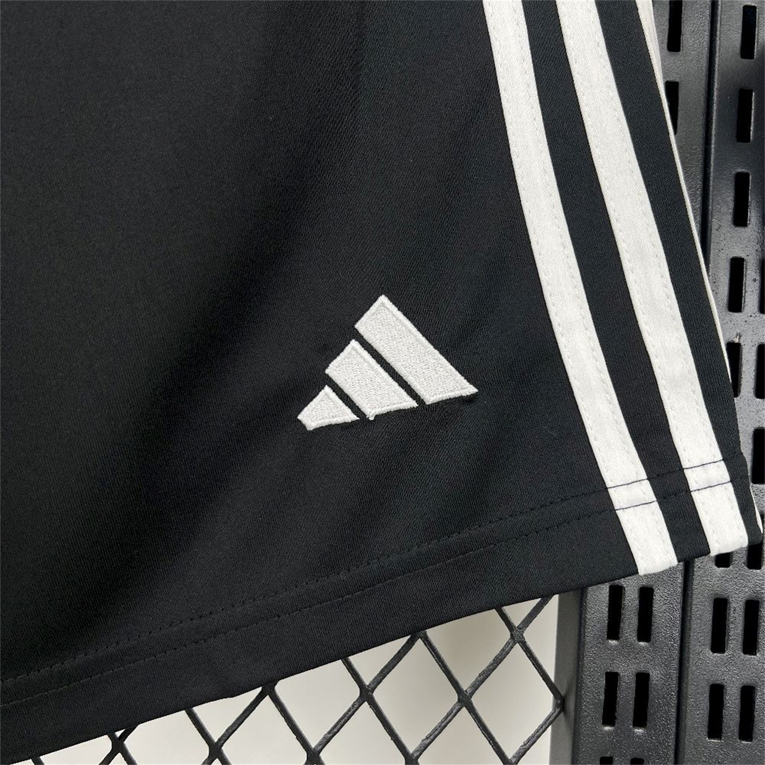 AlphaJersey-Newcastle United 25-26 Home Black Shorts - Fans Version
