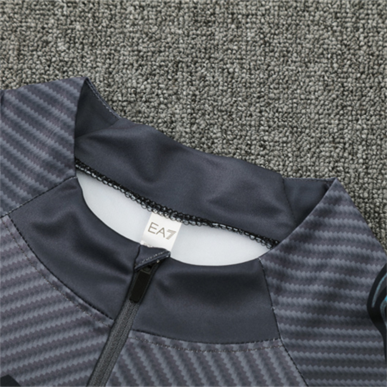 AlphaJersey-Napoli 25-26 Kids Long Sleeve Training Set - Gray Mecha Top & Black Pants