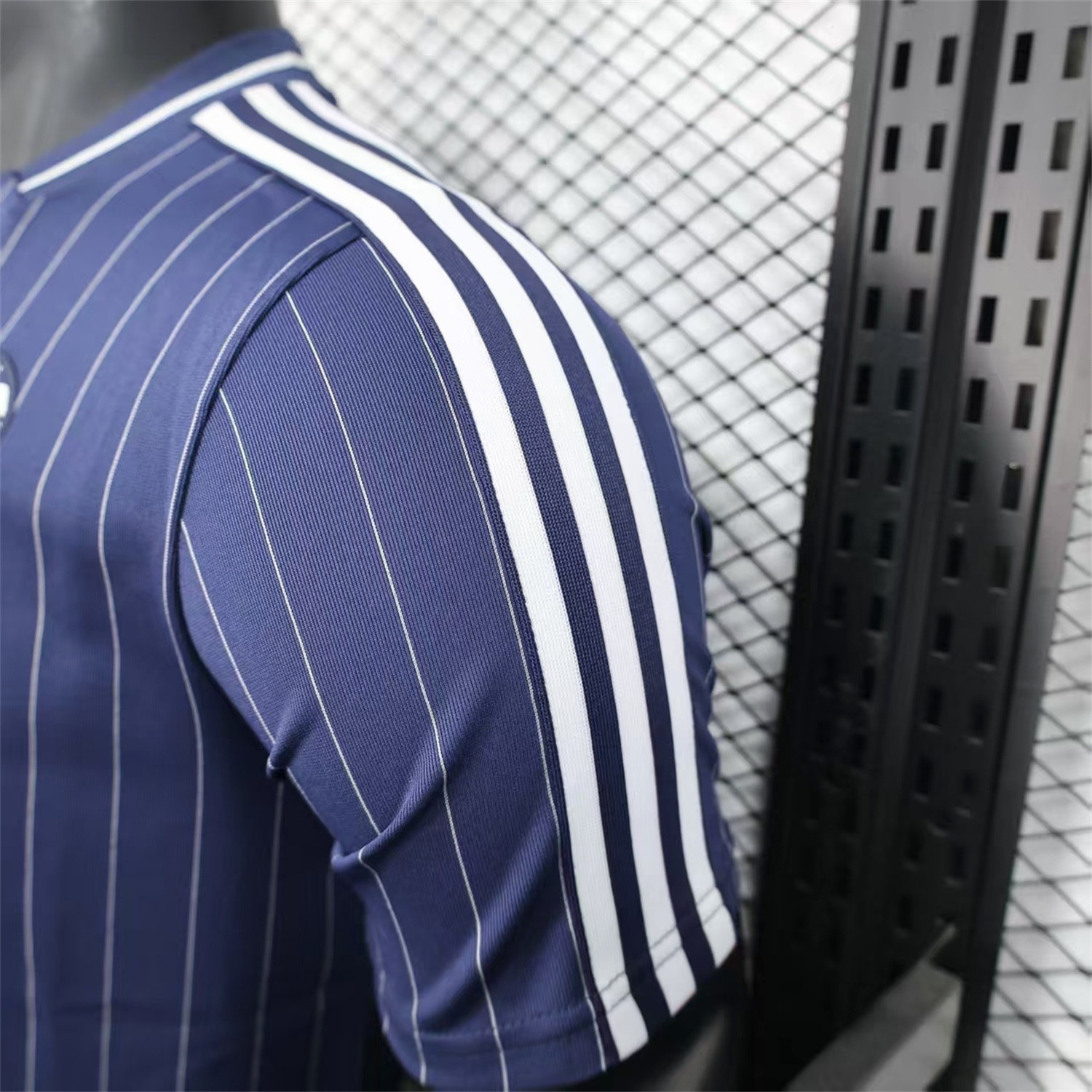 AlphaJersey-Newcastle United 25-26 Icon Range Travel Special Edition Deep Blue Jersey - Player Version