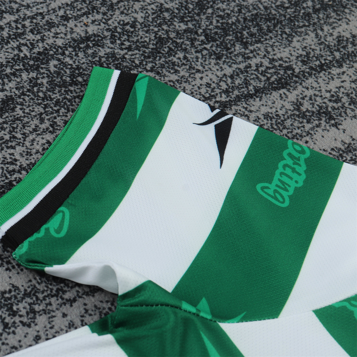 AlphaJersey-Retro Sporting CP 1999-00 Home Kids Kit