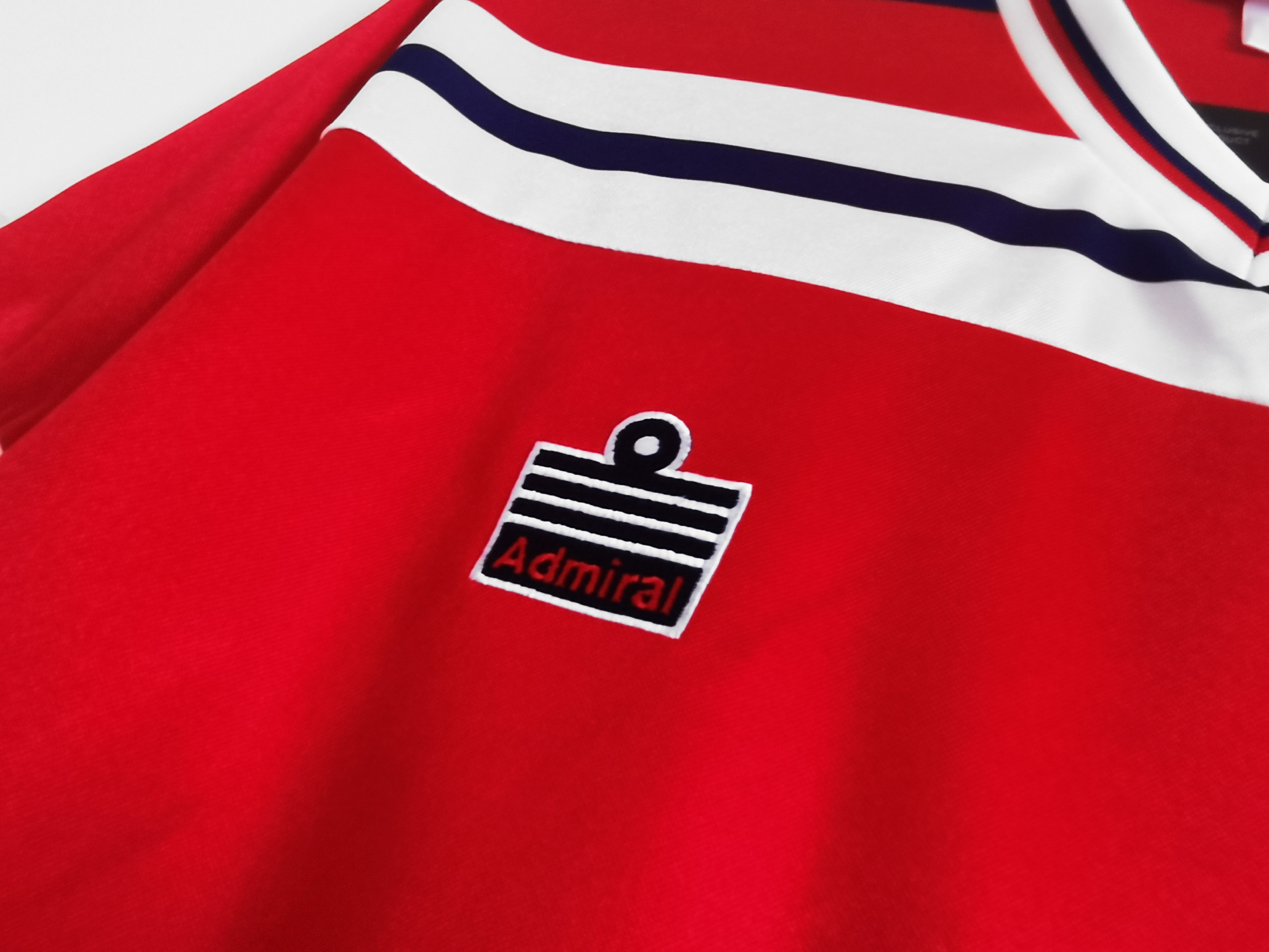 AlphaJersey-Retro England 1982 Away Stadium Jersey