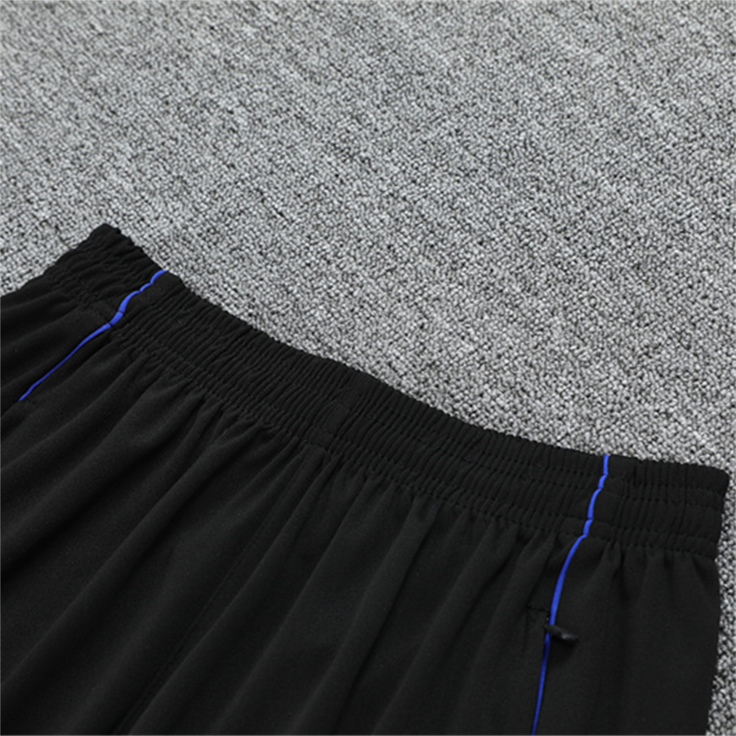 AlphaJersey-Real Madrid 25-26 Long Sleeve Training Set - White Loong Black Blue Top and Black Pants