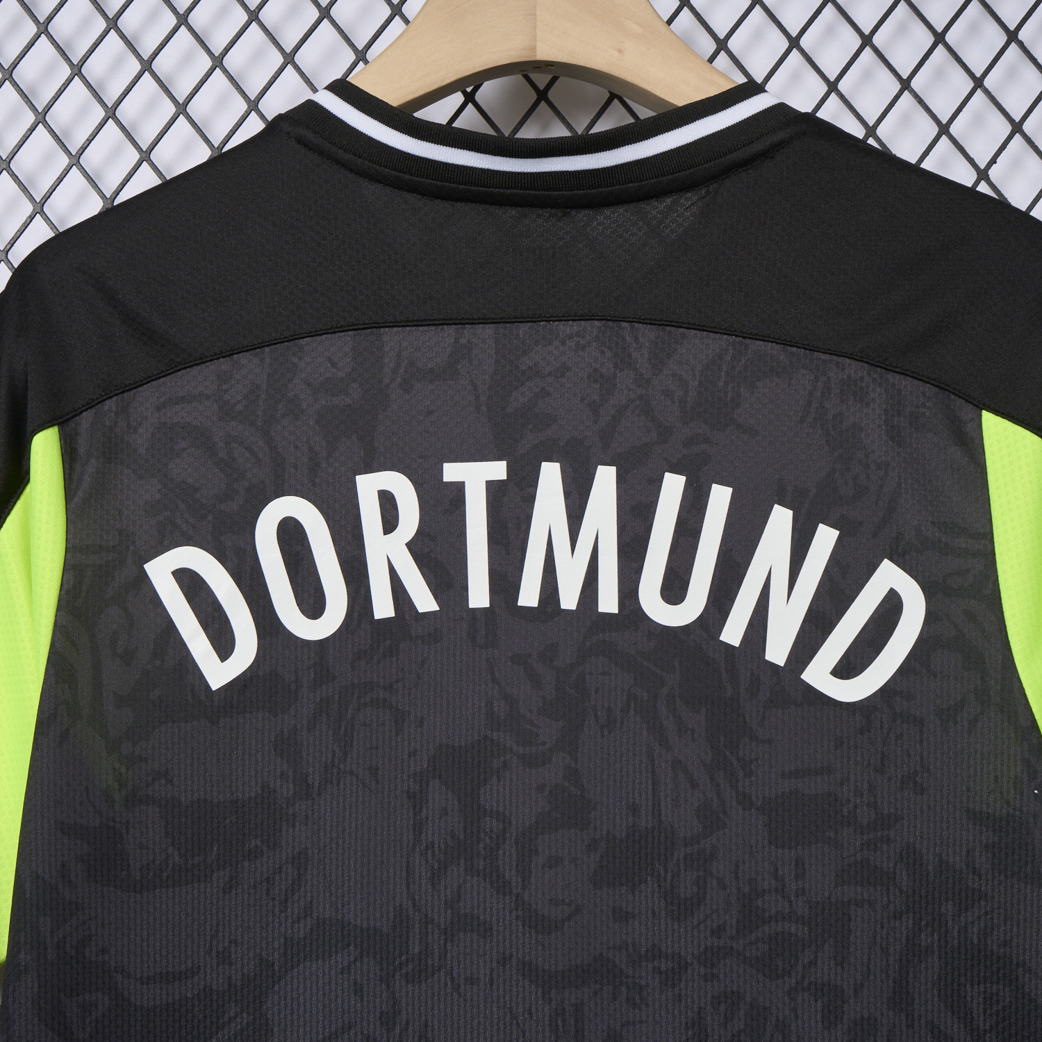 AlphaJersey-Retro Dortmund 2020-21 Black Special Edition Jersey