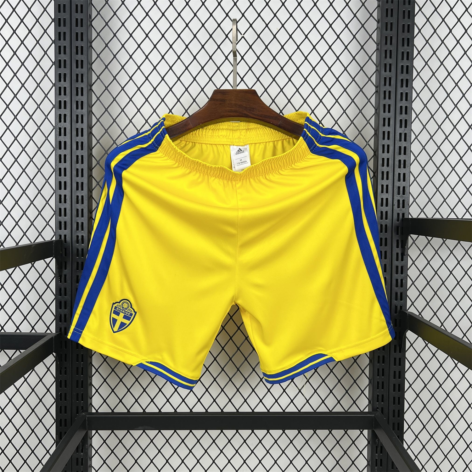 AlphaJersey-Sweden 2026 Yellow Shorts - Fans Version