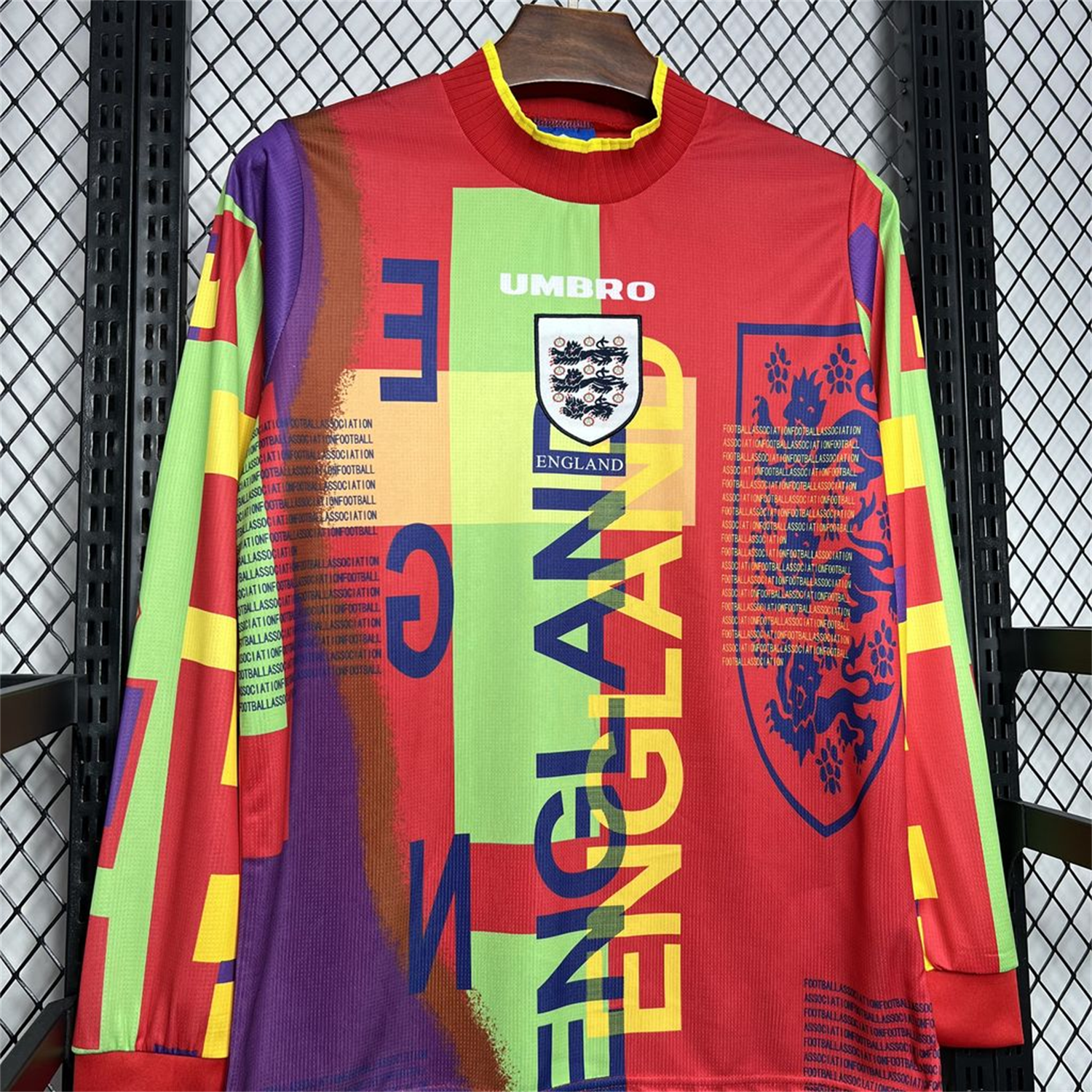 AlphaJersey-Retro England 1996 Red Goalkeeper Long Sleeve Jersey