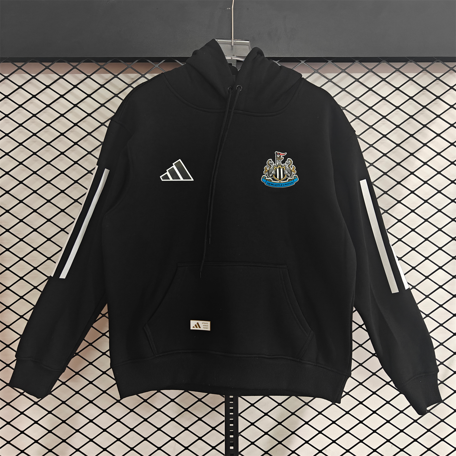 AlphaJersey-Newcastle United 25-26 Home Unisex Pullover Hoodie