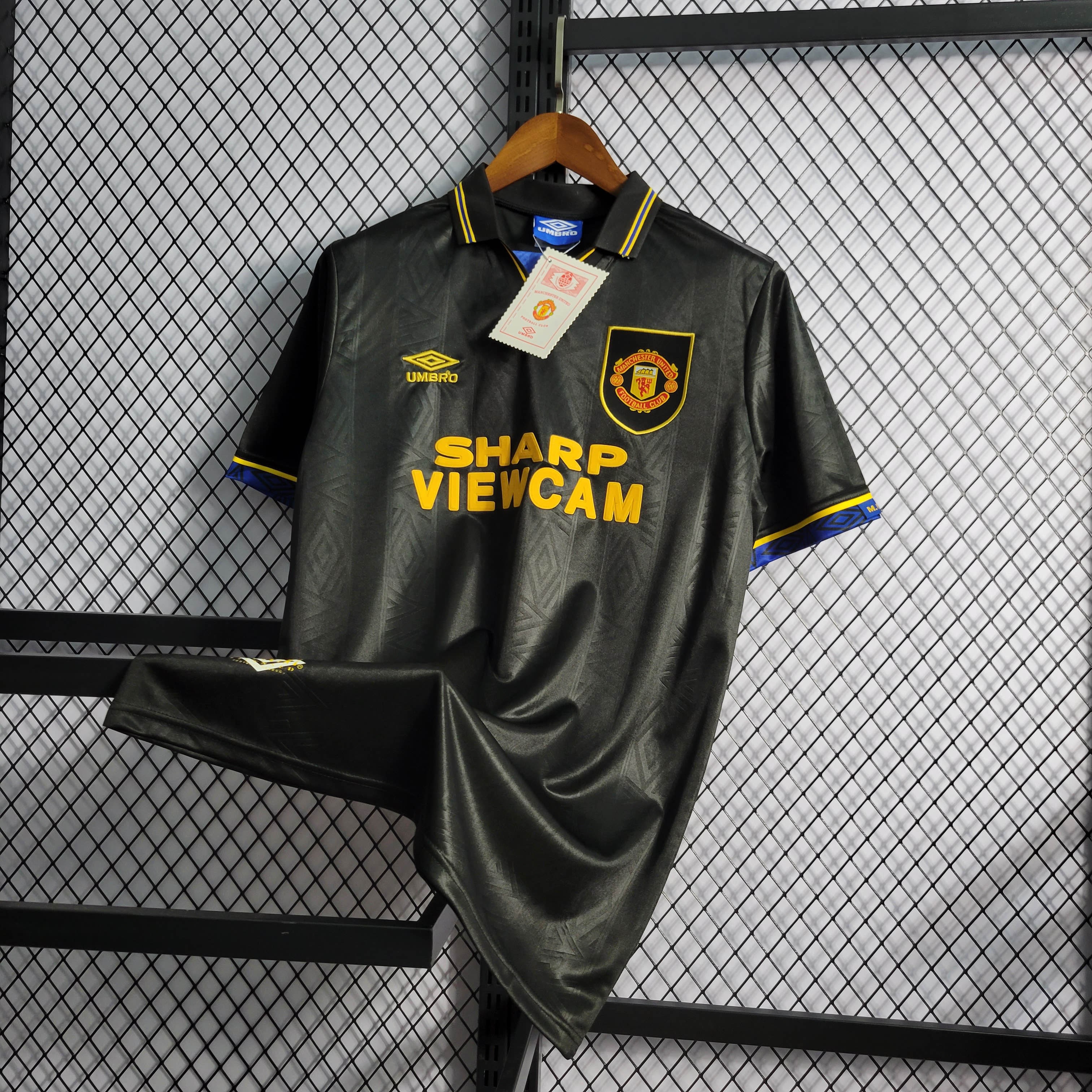 AlphaJersey-Retro Manchester United 93-94 Away Jersey