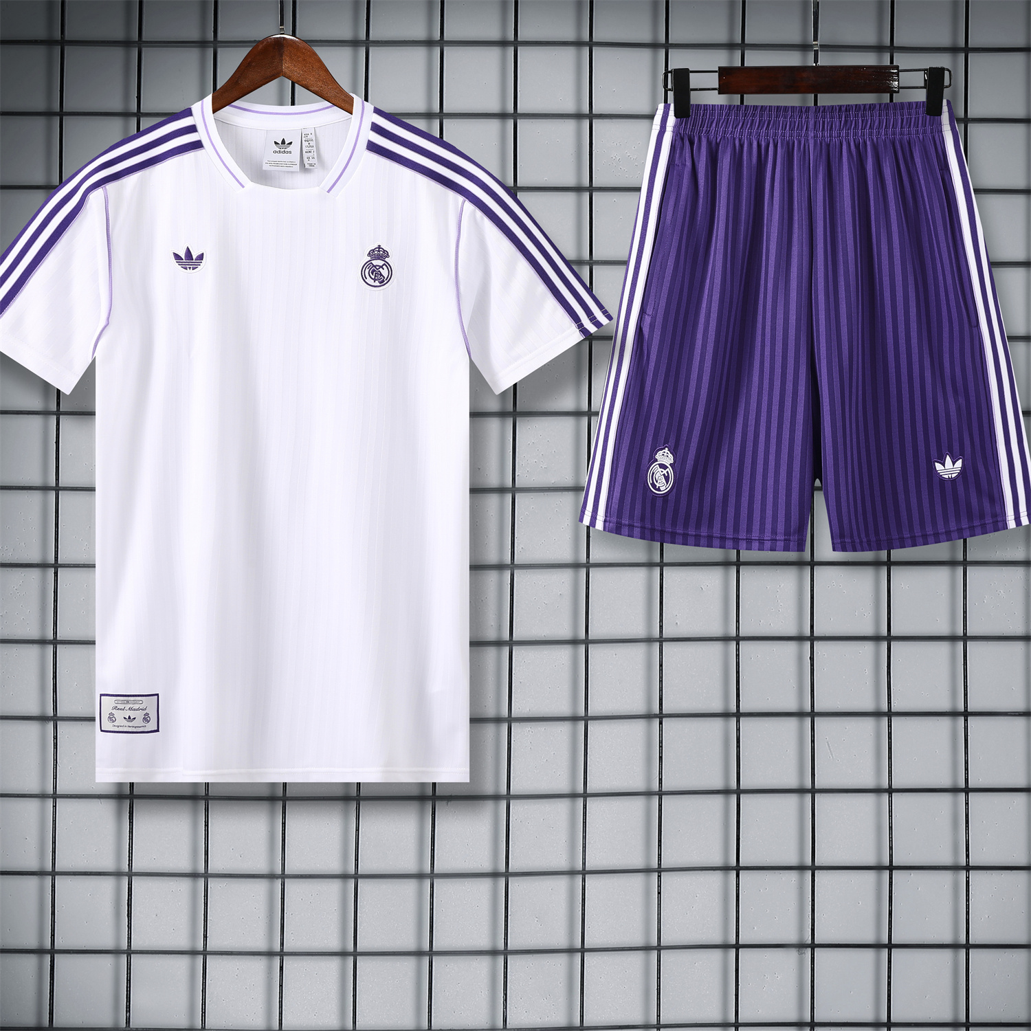 AlphaJersey-Real Madrid 25-26 Short-Sleeve Training Set - Purple And White Top & Purple Shorts