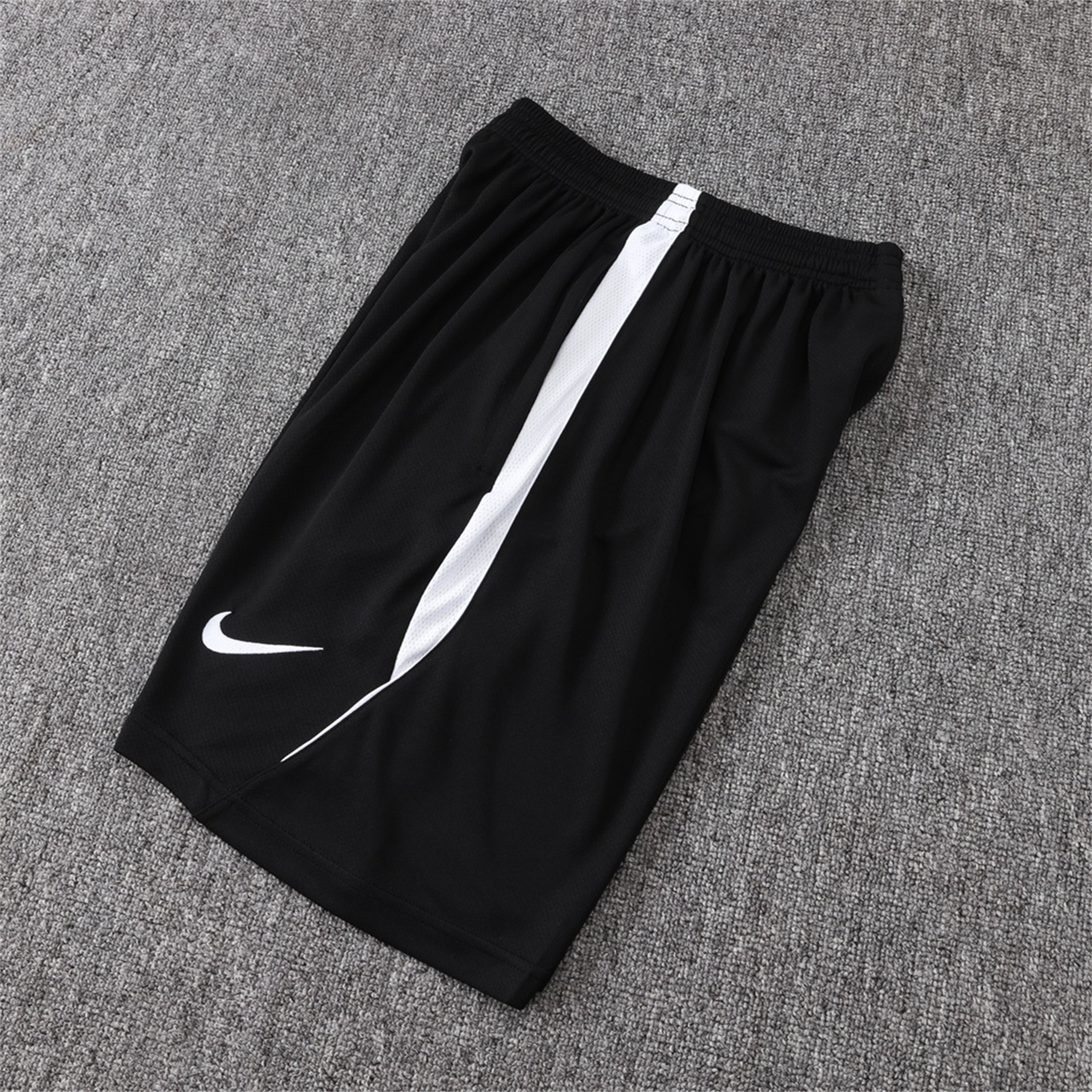 AlphaJersey-Paris Saint-Germain PSG 26-27 Short-Sleeve Training Set - White Border Black Top & Shorts