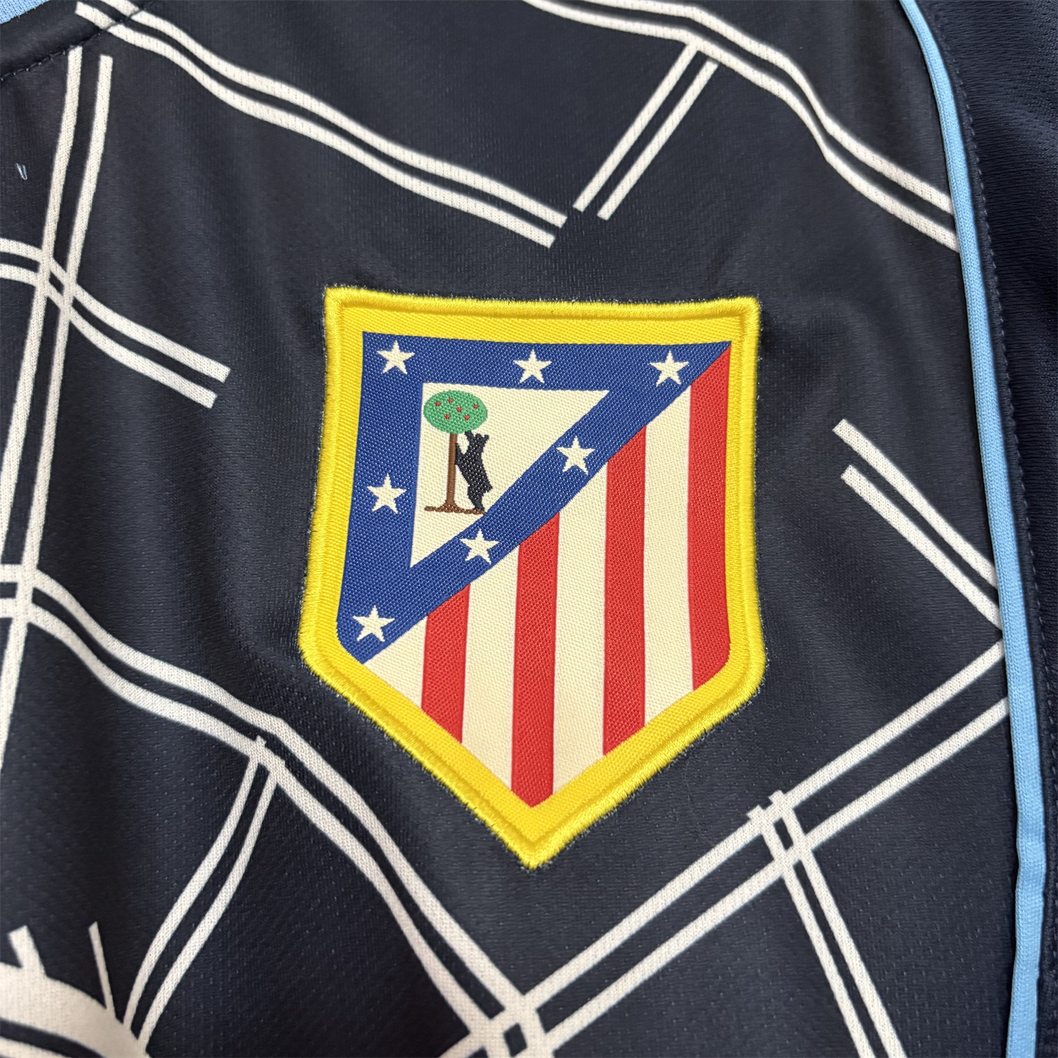 AlphaJersey-Retro Atletico Madrid 2004-05 Away Long Sleeves Jersey - S.p.i.d.e.r M.a.n